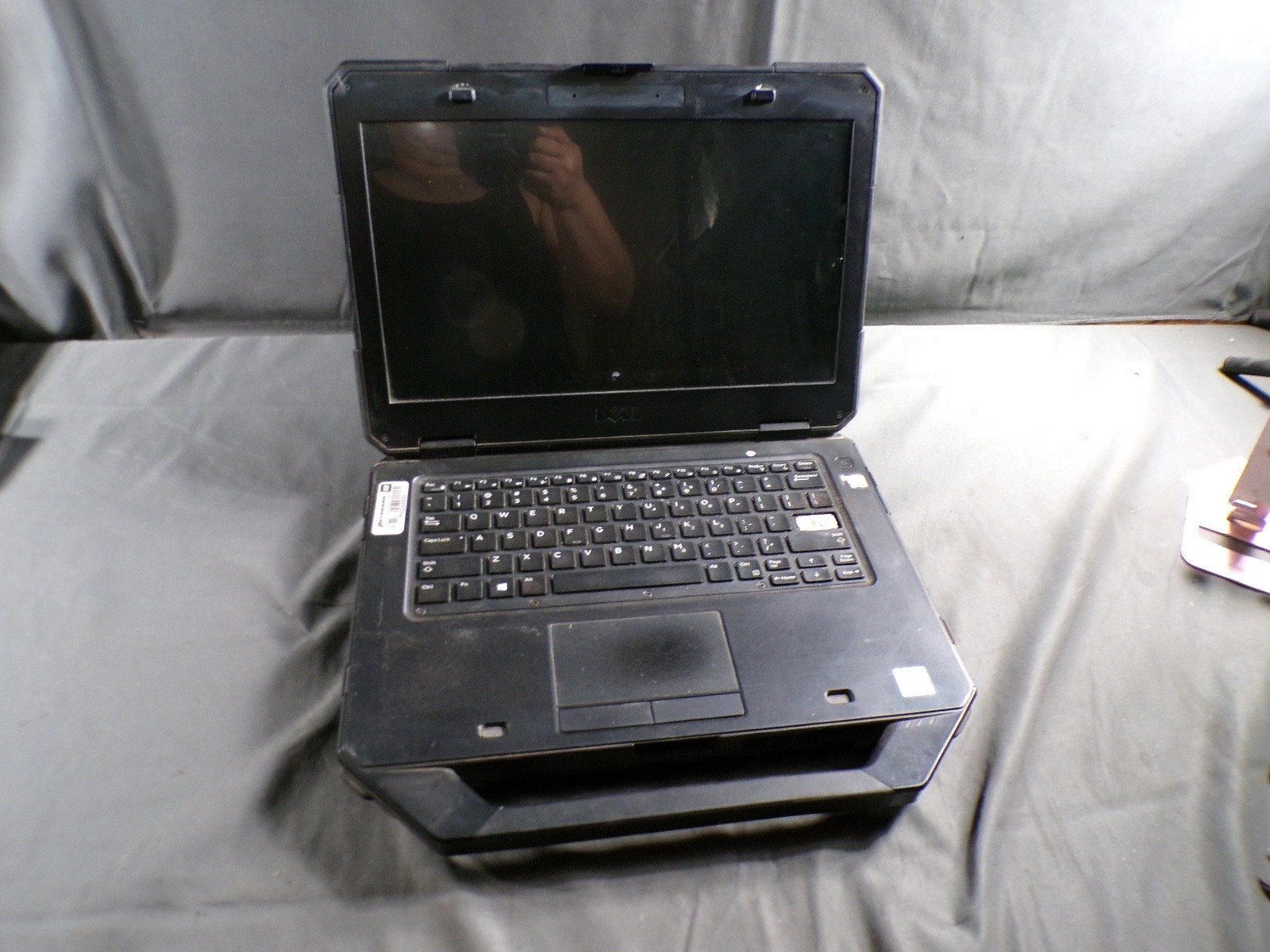 DELL LATITUDE 5414 INTEL CORE i3-6100U 2.30GHZ 8GB RAM