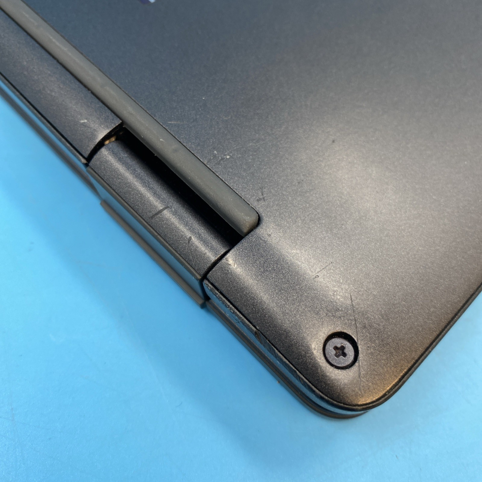 Dell Latitude 7420 | i5-1145G7 | 8GB RAM | 256GB SSD | WIN 11 PRO | 72% BATT