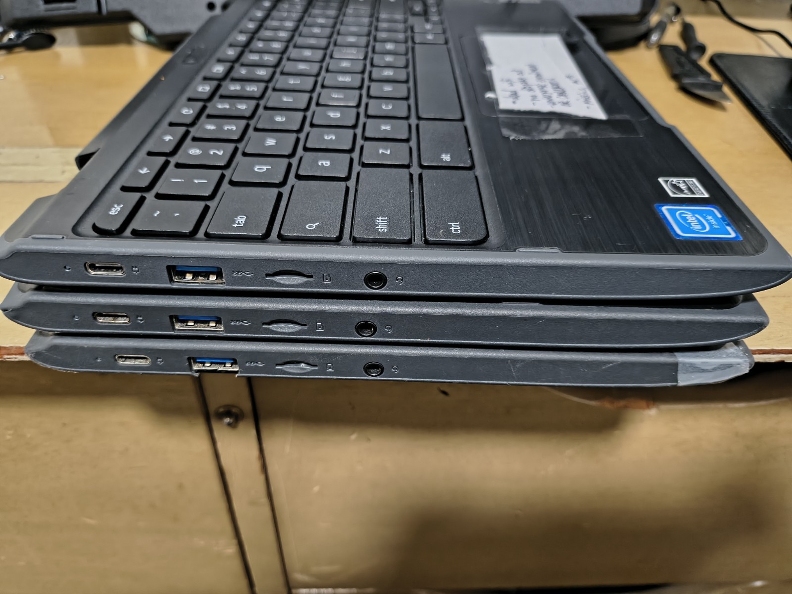 Lot of 3 Lenovo 300e Chromebook 2nd Gen 2 Intel Celeron N4020 4GB 32GB READ DESC