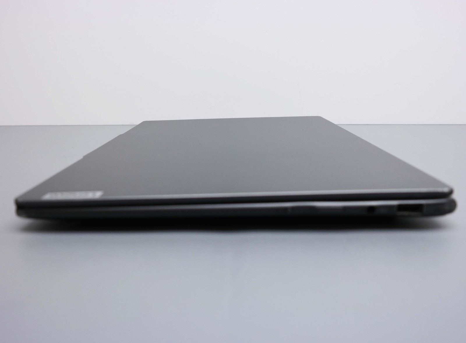 Lenovo Slim Pro 7 14.5″ Ryzen 7 7735HS 16GB 512GB RTX 3050 ISSUE