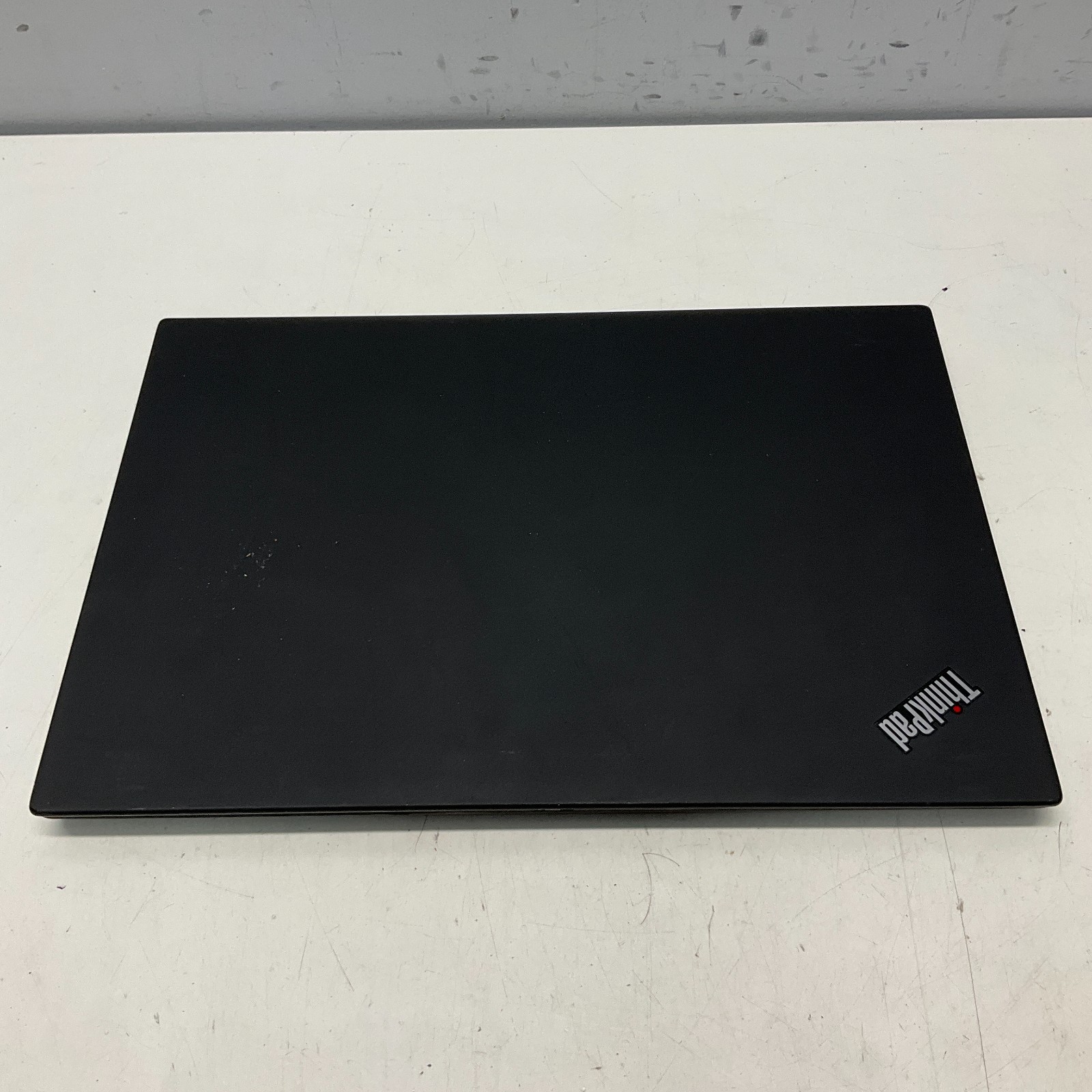 Lenovo Thinkpad T490 14” Intel Core i7-8665U 1.90GHz 8GB Laptop READ ISSUE