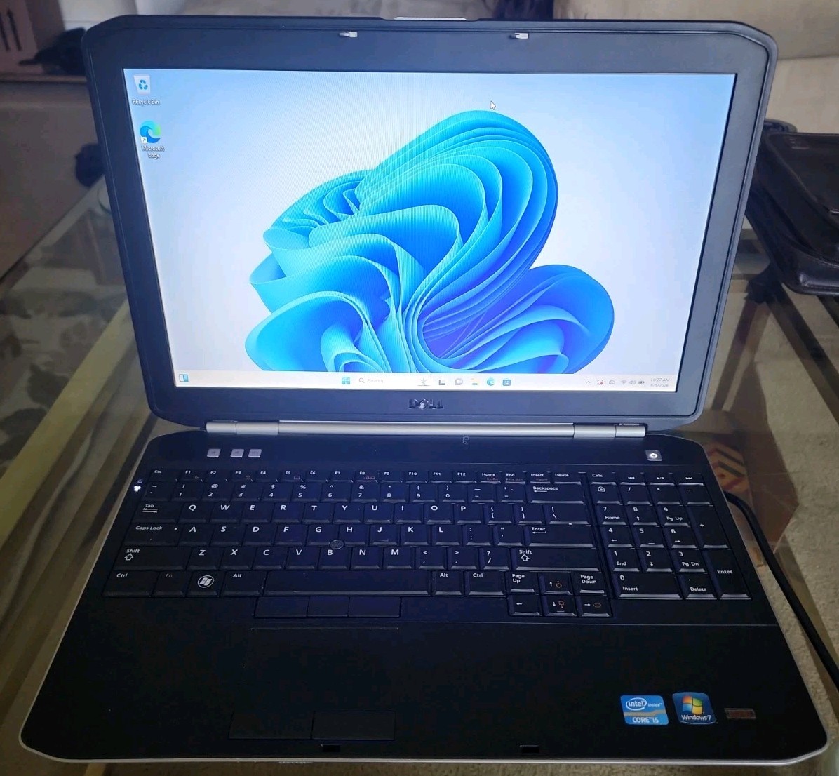 Dell Latitude E5520 i5-2430M 4xCPU@2.4GHz 4GB RAM 320GB HDD (626A7)