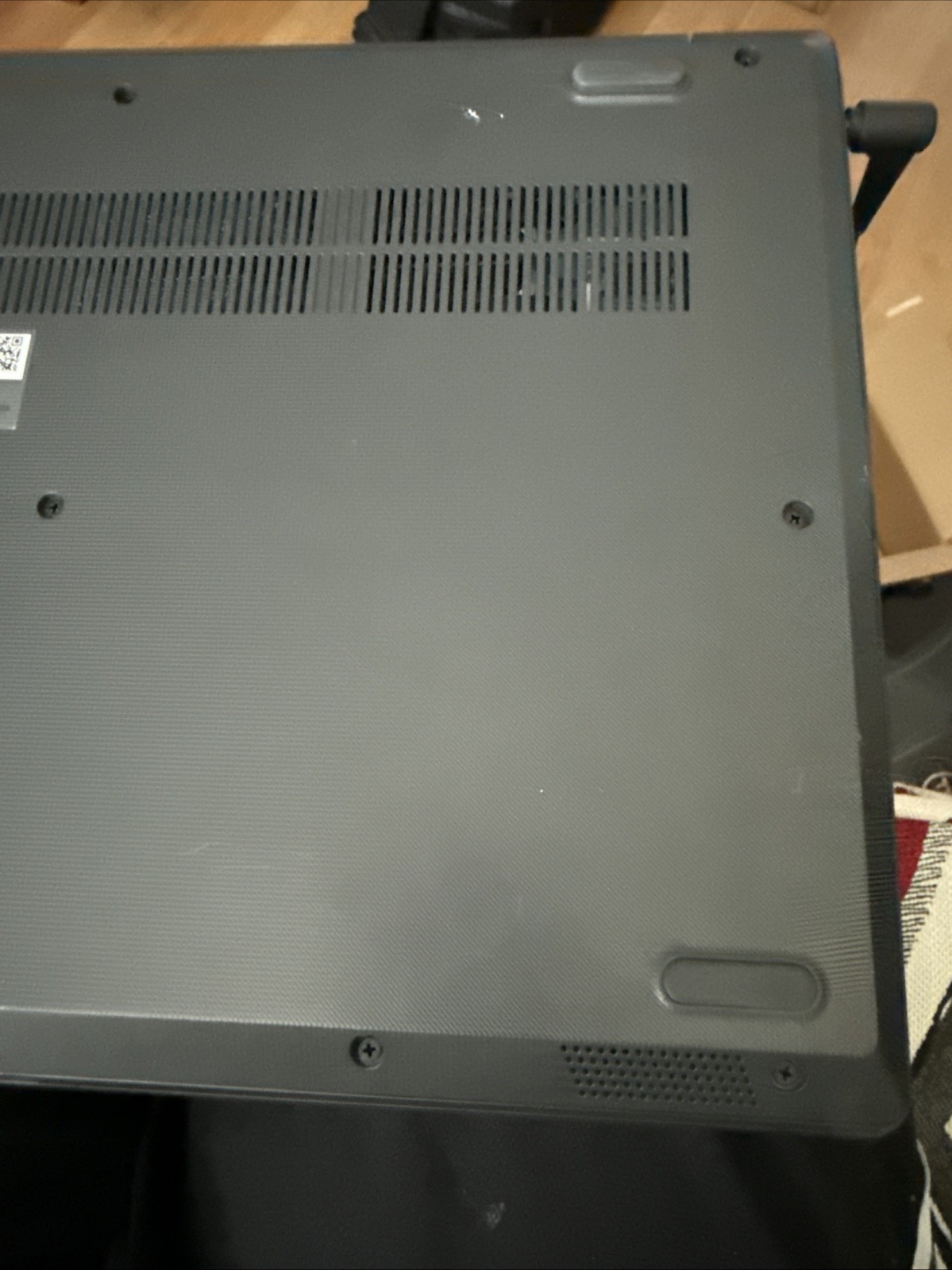 Lenovo IdeaPad 3 14″ Laptop – Intel Pentium Gold – 128GB SSD Win 10 Works Great