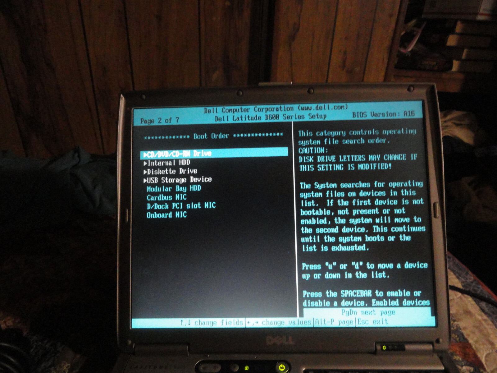 Dell Latitude D600 Celeron M 1.50GHz 80GB HDD 512 MB RAM Windows XP Pro SP3