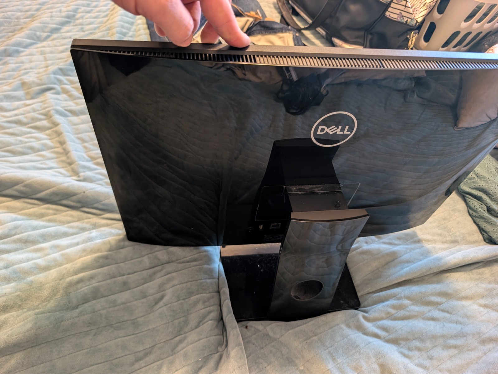 Dell inspiron 3477 A10 series ( 1Tb storage)