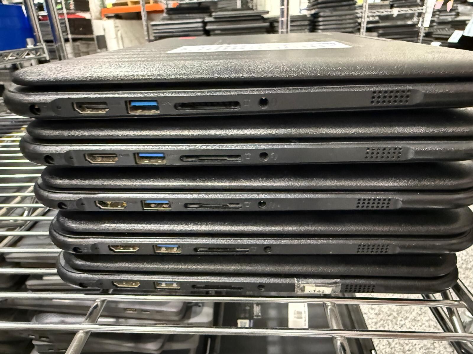 LOT of 4 Chromebook 4GB Ram 16GB SSD 11.6 inch MIX- Dell/Lenovo/Hp/Acer.. READ