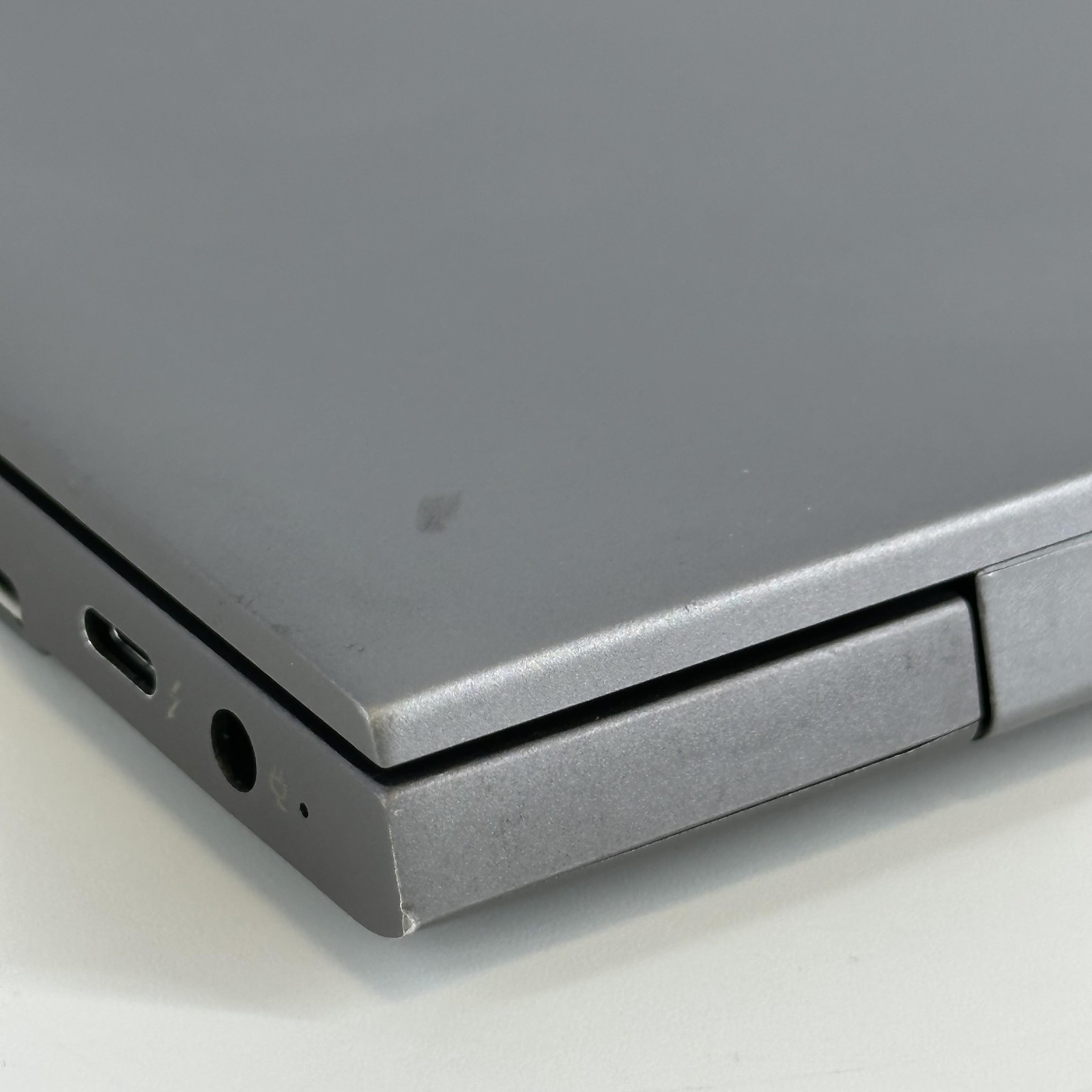HP ZBook 15u G6 Gray FHD i7-8665U 1.90GHz 16GB 256GB SSD Very Good