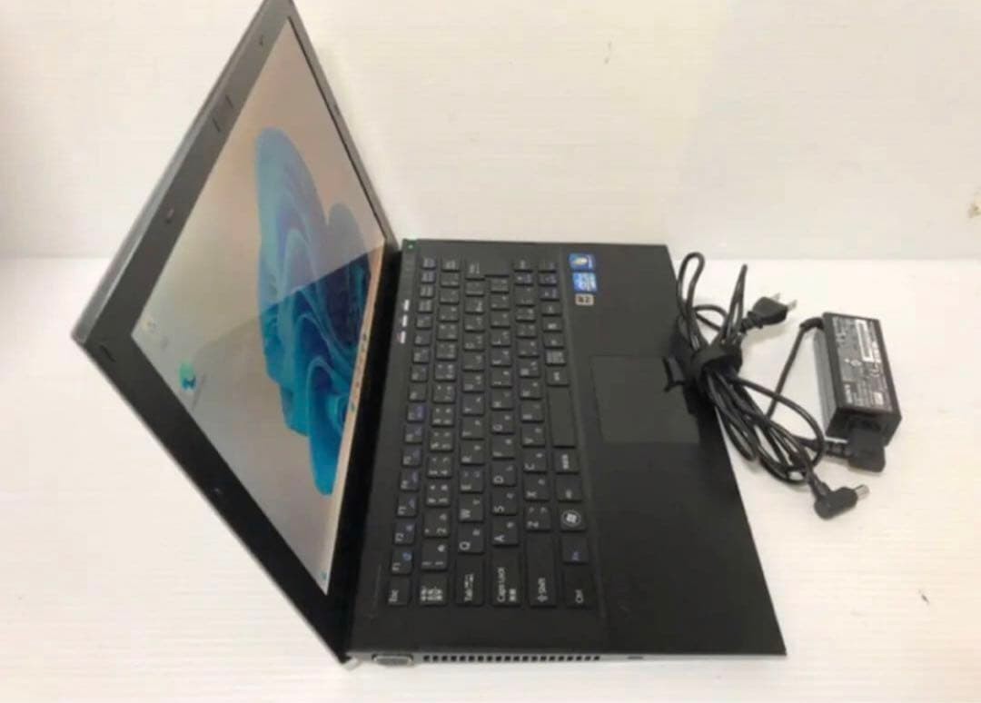 Sony Vaio SVZ1311AJ Windows11 Office VGP-AC19V37 Tested Working Used
