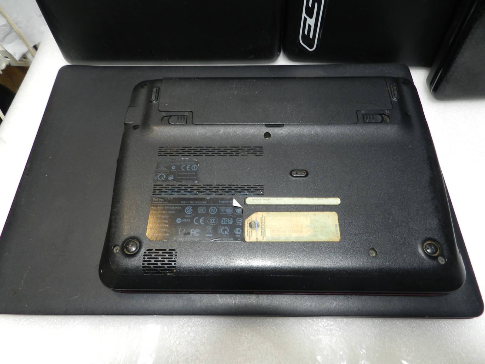 5 Laptops– Dell/HP Untested for parts or repair (D87J)