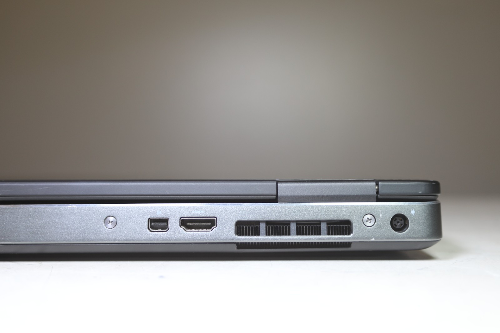 Dell Precision 7530 Intel Core(TM) i7-8850H CPU 2.60GHz-32GB RAM-1TB-NVMe-NO OS