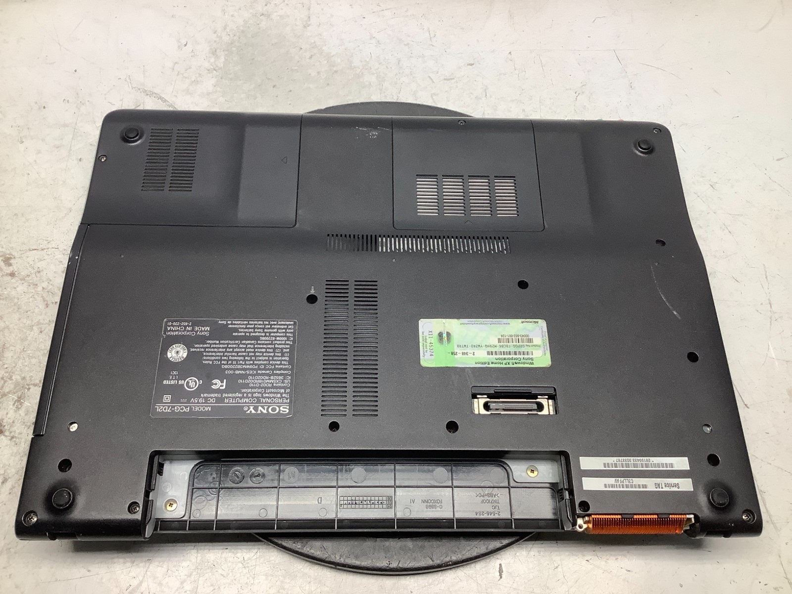 Sony Vaio VGN-FS740/W Intel Pentium M 740 1.73GHz 512 MB NO HDD/Battery