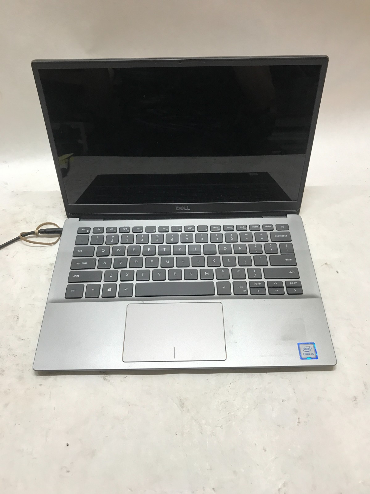 Dell Latitude 3301 13″ Intel Core i5 NO RAM NO SSD/OS For Parts WILL NOT BOOT DW