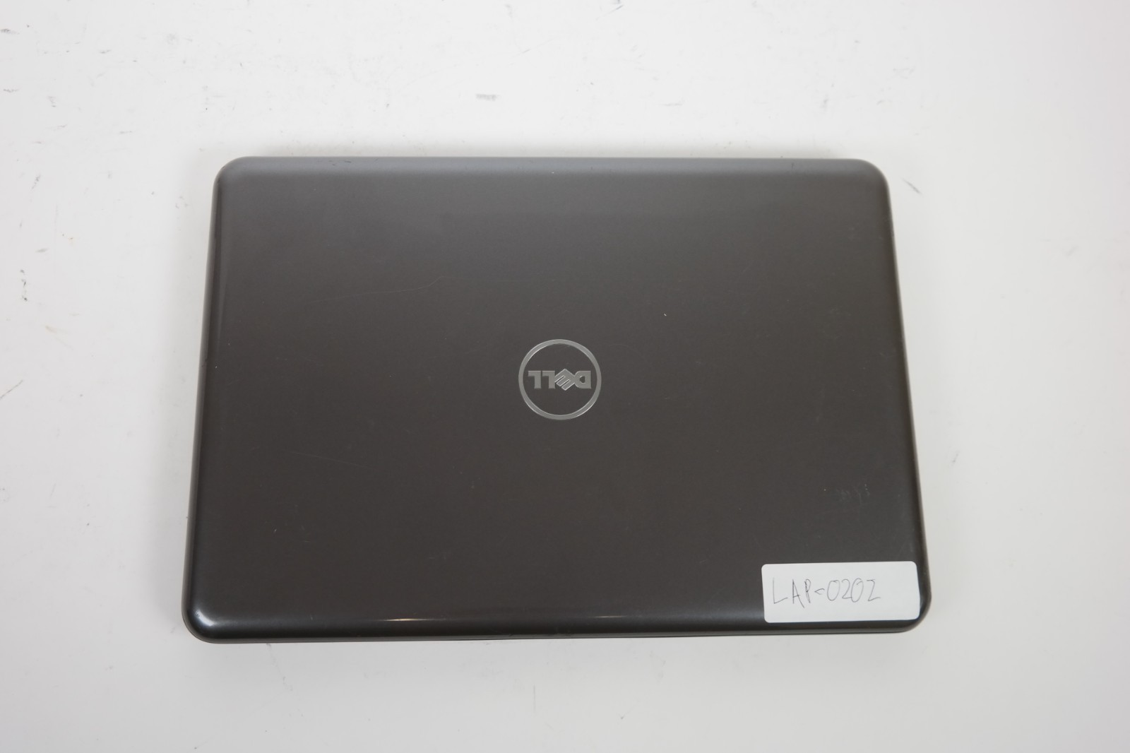 Dell Latitude 3380- i3/4GB RAM/120GB HDD/Cracked Screen/Bad Battery /windows 10