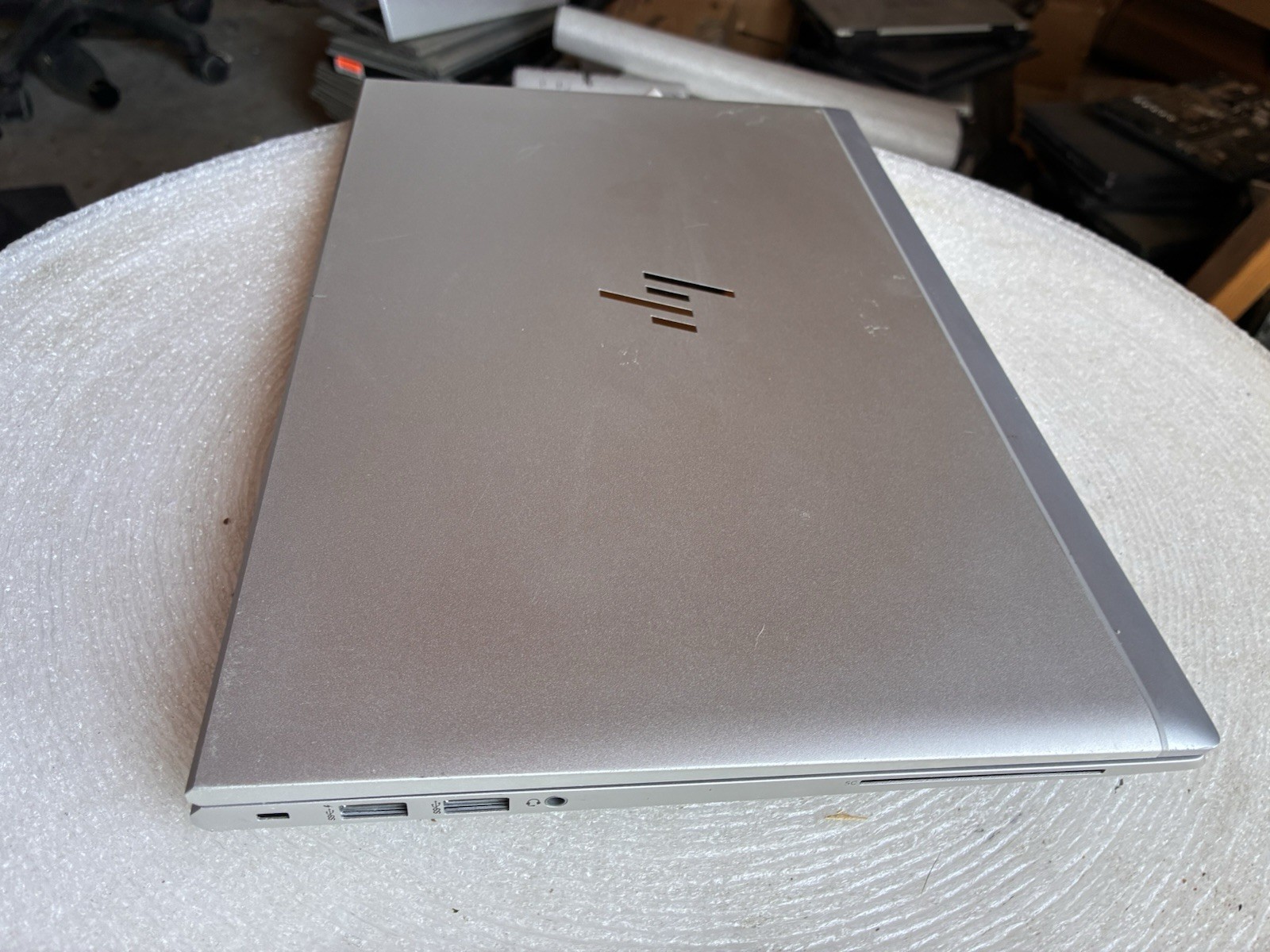 HP HP EliteBook 840 G8 Notebook PC i7-1165G7 2.80 GHz 32GB RAM 512GB Windows 11