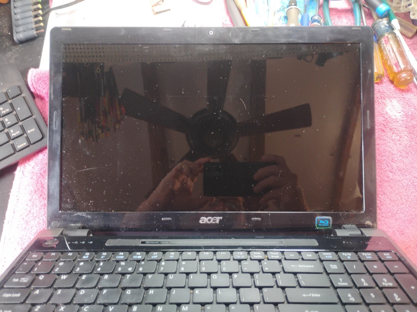 Acer Aspire 5745-5425 non-working for parts – used