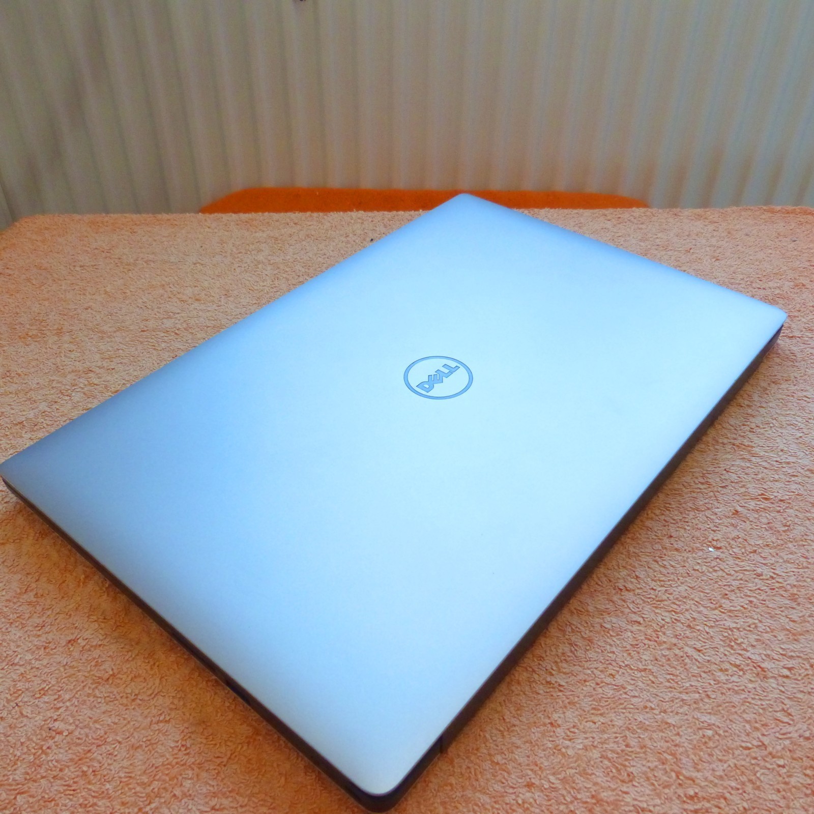 Dell XPS 15 9550 Carbon Fiber Magnesium 15-inch 4K Ultra | 2TB SSD |…