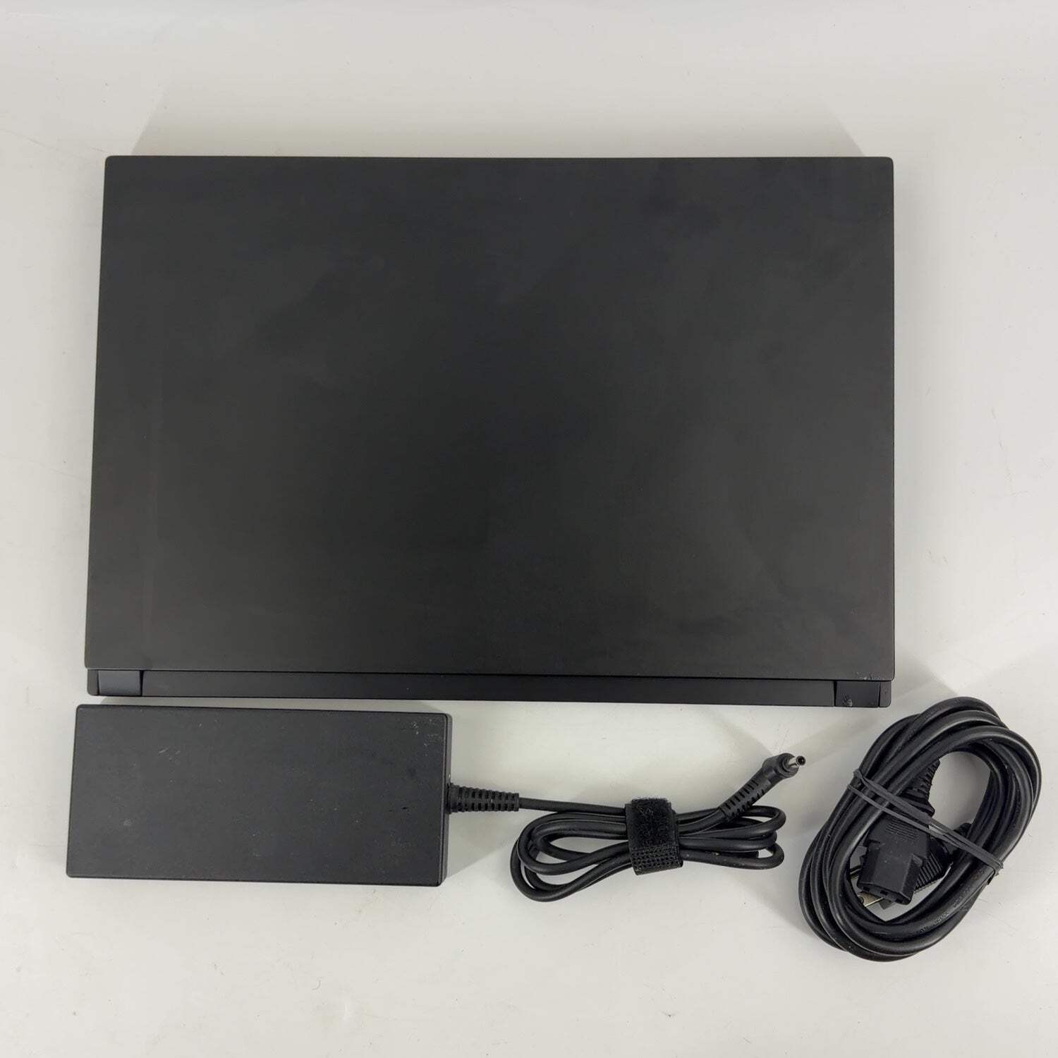 MSI Stealth GS66 12UGS-025US 15.6″ i9-12900H 2.9GHz 32GB RAM 1TB SSD RTX 3070 Ti
