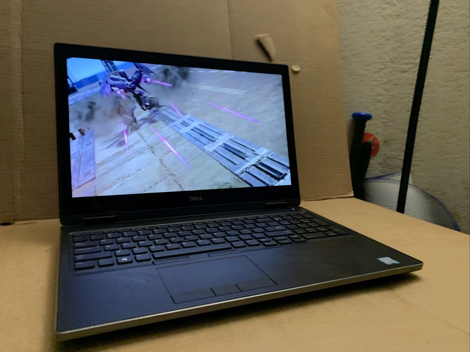 Dell Precision 7530 i9-8950HK 64GB 1TB SSD P3200 6GB 15.6″ W 10 Pro Touch CLEAN
