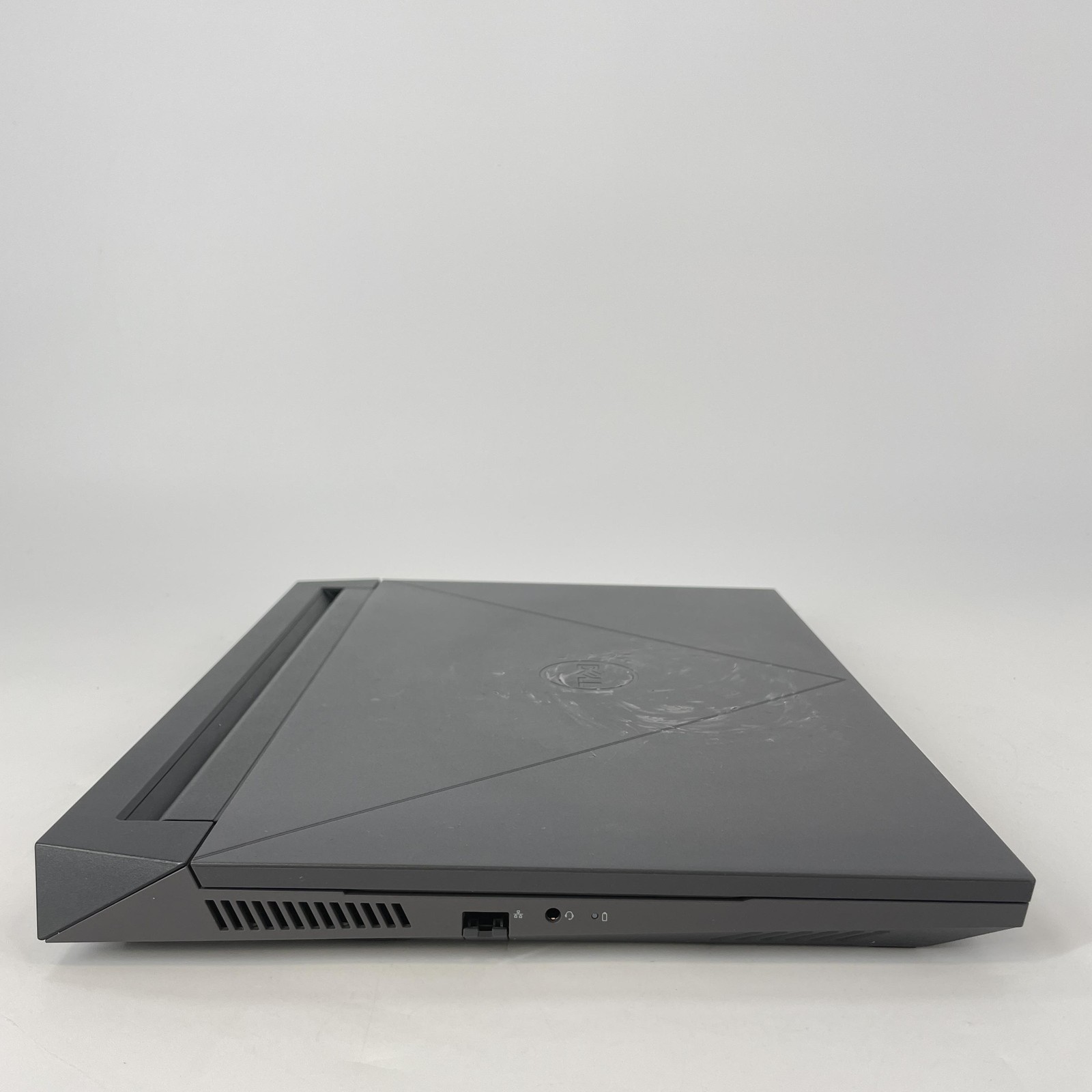 Dell G15 5530 15.6 120Hz FHD 2.6 GHz i7-13650HX 16GB 1TB SSD RTX 4060 Good