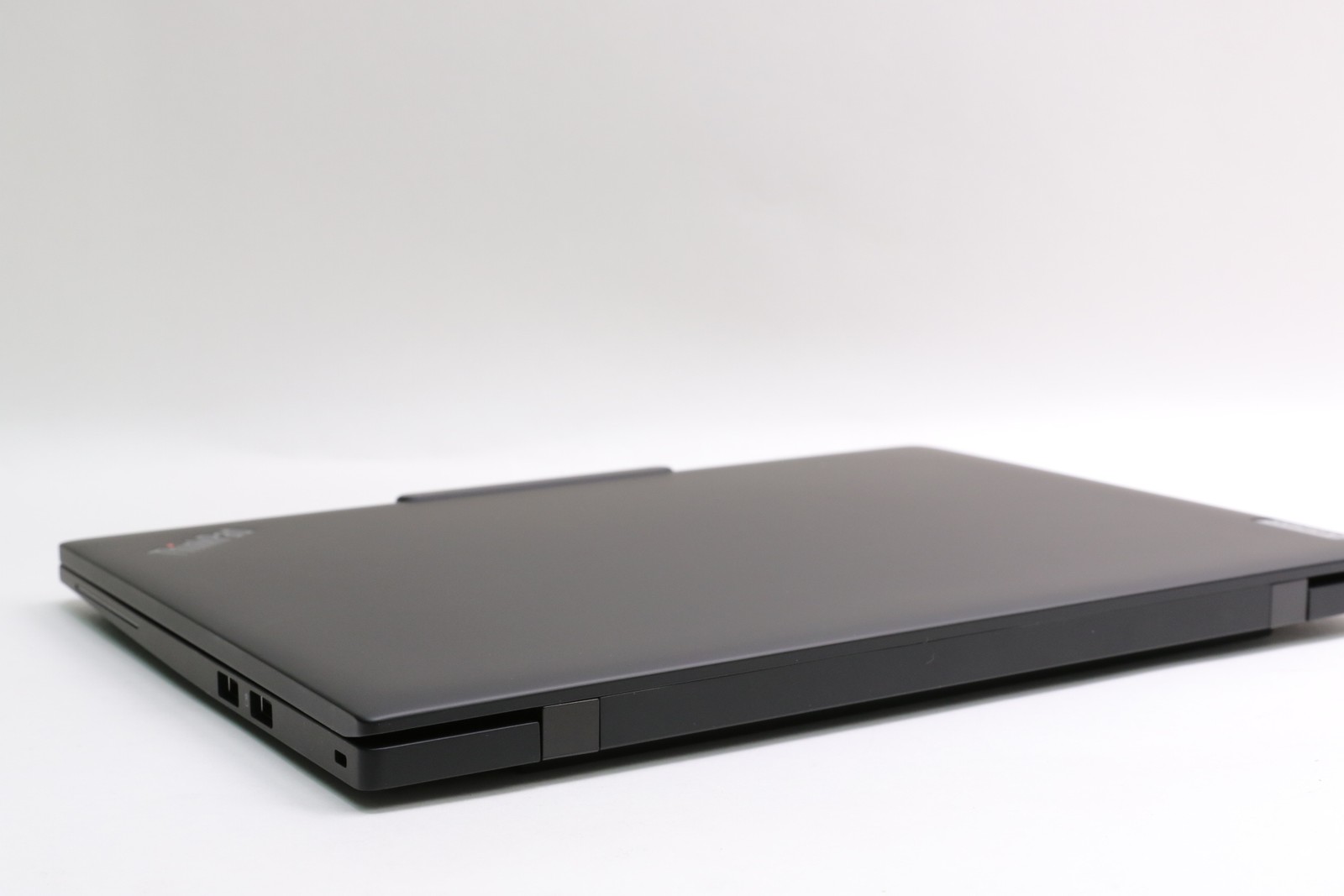 14″ WUXGA Lenovo ThinkPad T14s Gen 5, Ultra 7 155U, 16GB, 512GB, 100% Battery!