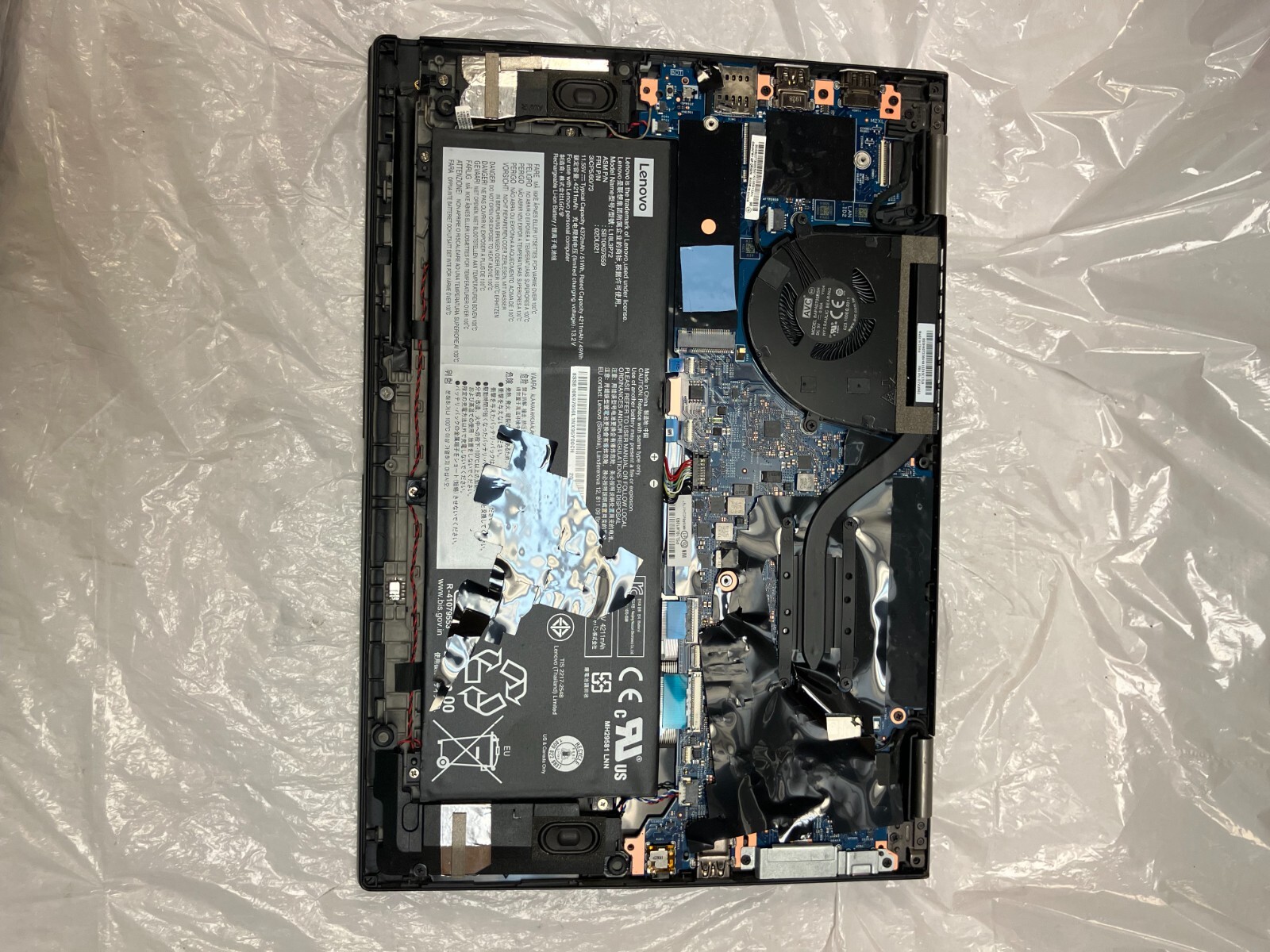 Lenovo ThinkPad X390 Yoga 13.3″ FHD Touch Intel i5-8365U 1.6GHz FOR PARTS