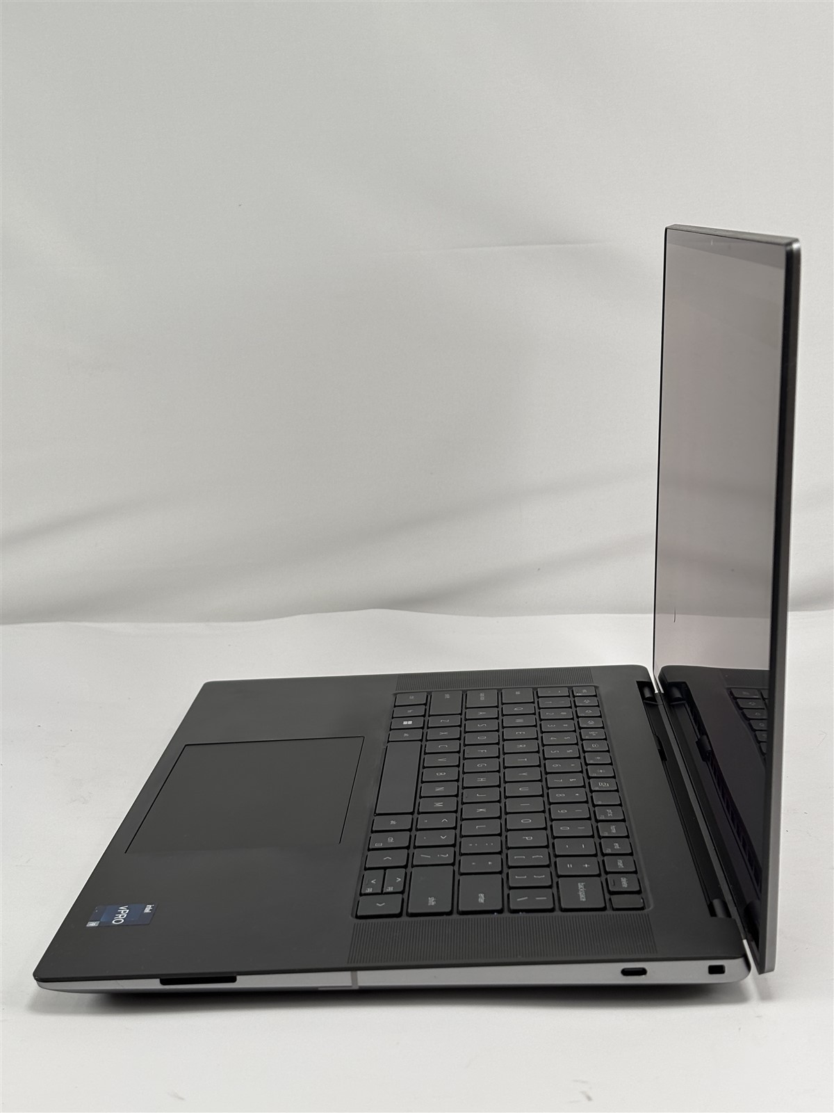 Dell Precision 5680 16″ i9-13900H 32GB 1TB NVMe SSD 4K Touch HDMI