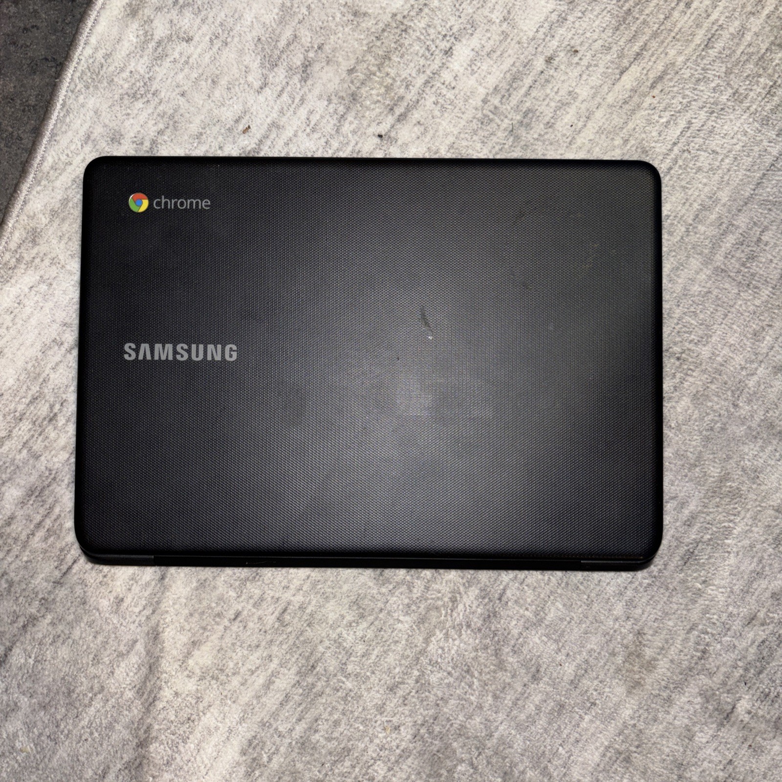 Samsung Chromebook 3 ‎XE500C13-K01US 11.6” (16GB SSD Intel Celeron N3050