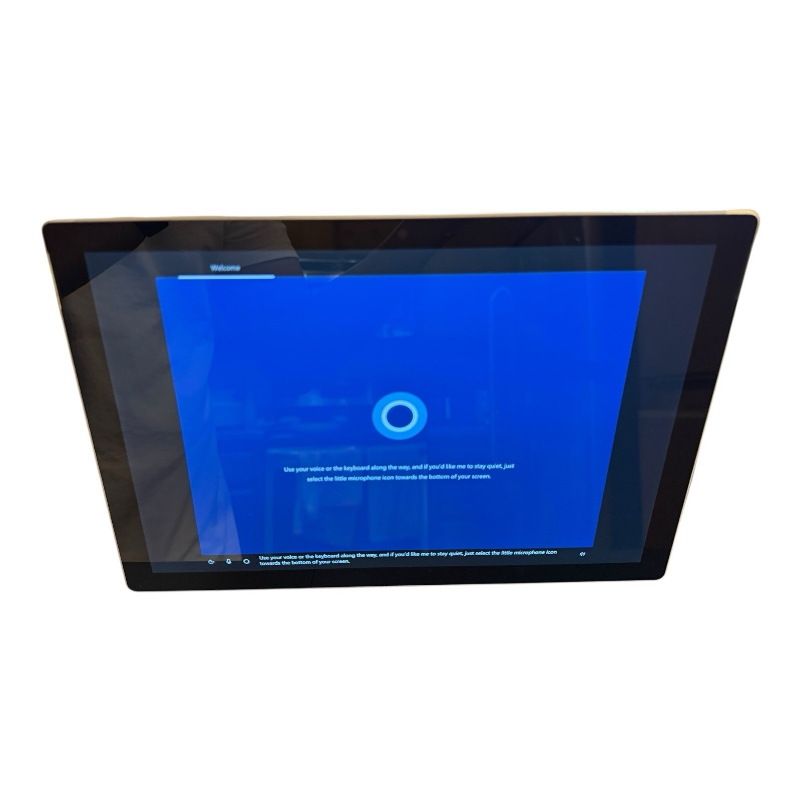 Microsoft Surface Pro 5 12.3 inch (256Gb, Intel i7 2.6GHz, 8GB RAM – Used – 1796
