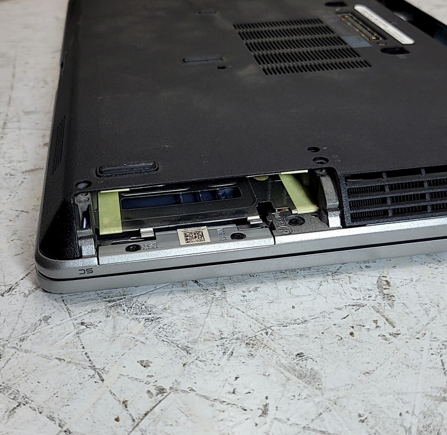 DELL LATITUDE E6330 Laptop Intel I5-3320M 4GB SEE NOTES