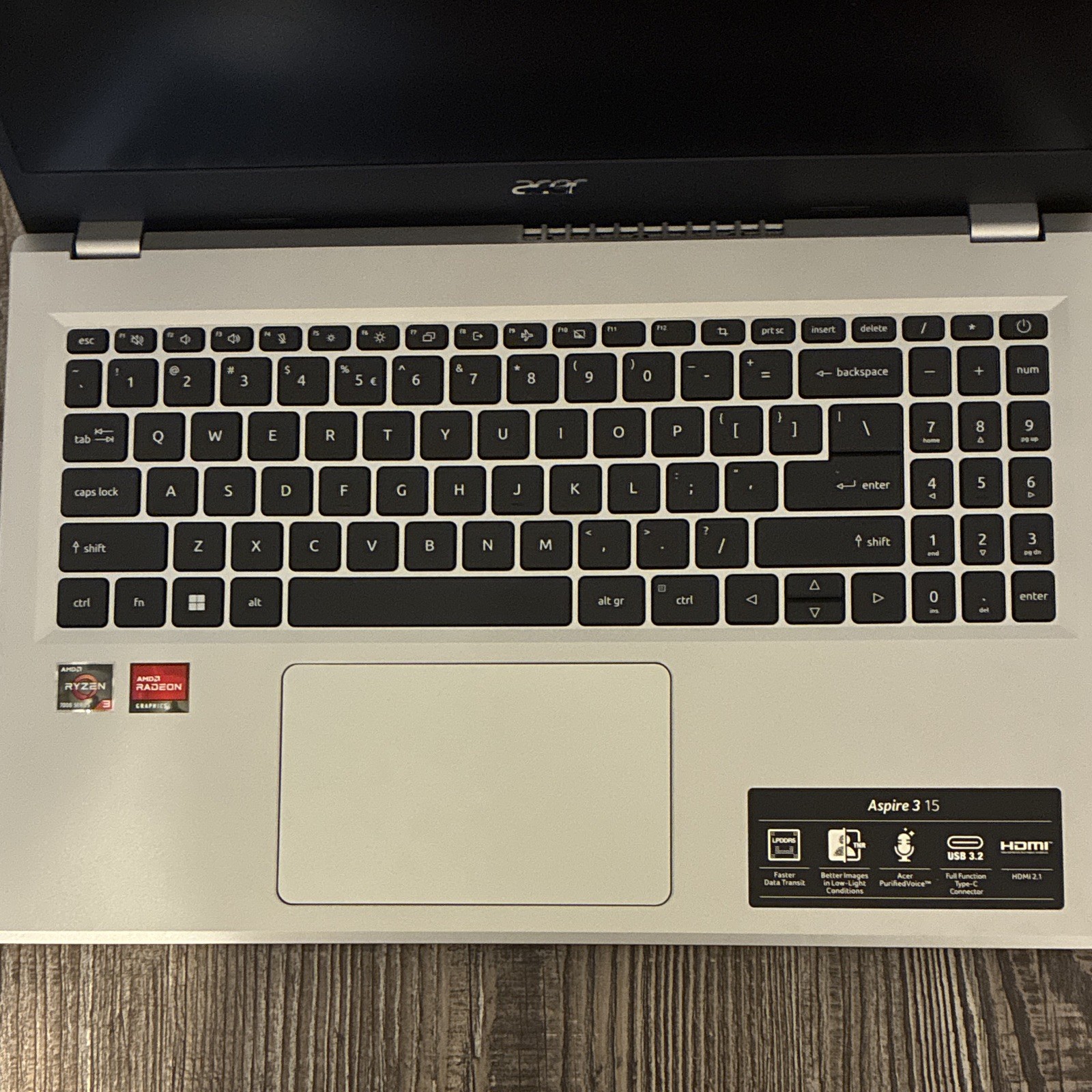 Acer Aspire 3 15 15.6″ FHD Ryzen 3 7320u 8GB RAM 128GB SSD Win11 Silver