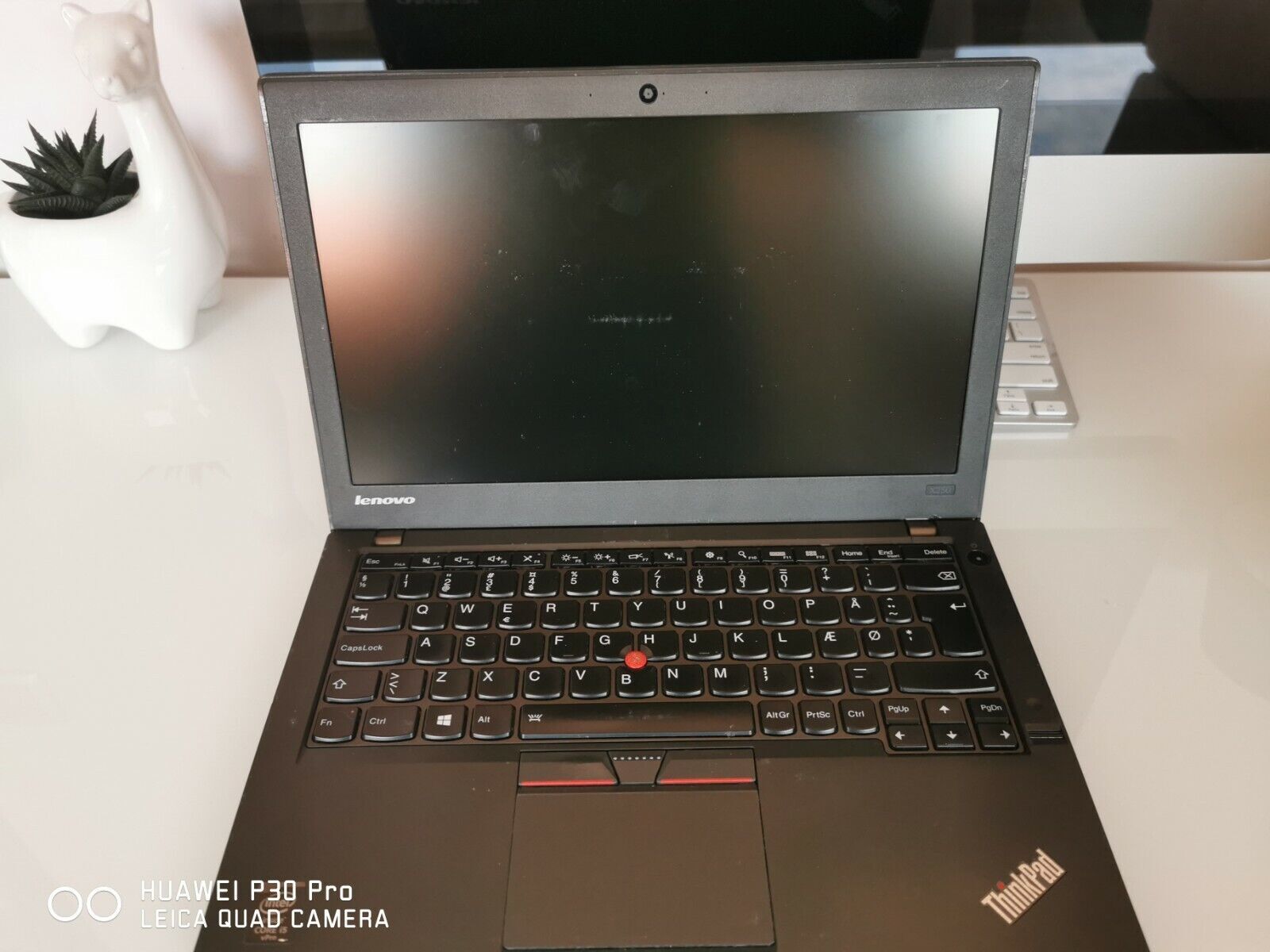 Lenovo ThinkPad X250 Laptop Intel i5-5300U 2.30GHz 4GB RAM 120GB SSD Win 10 Pro
