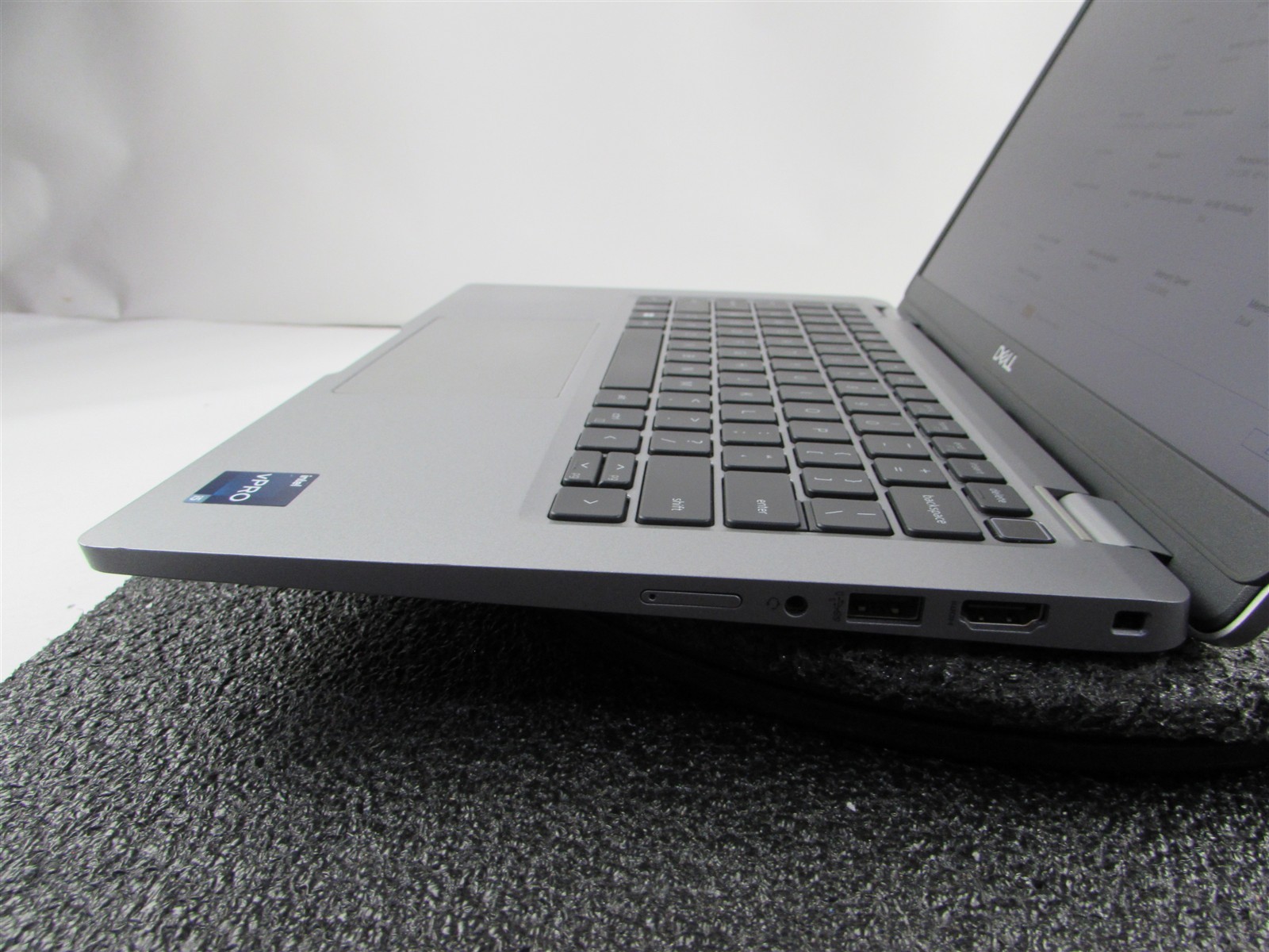 DELL LATITUDE 5330 FHD TOUCHSCREEN I5-1245U 10 CORE 512GB SSD 16GB RAM NO O.S