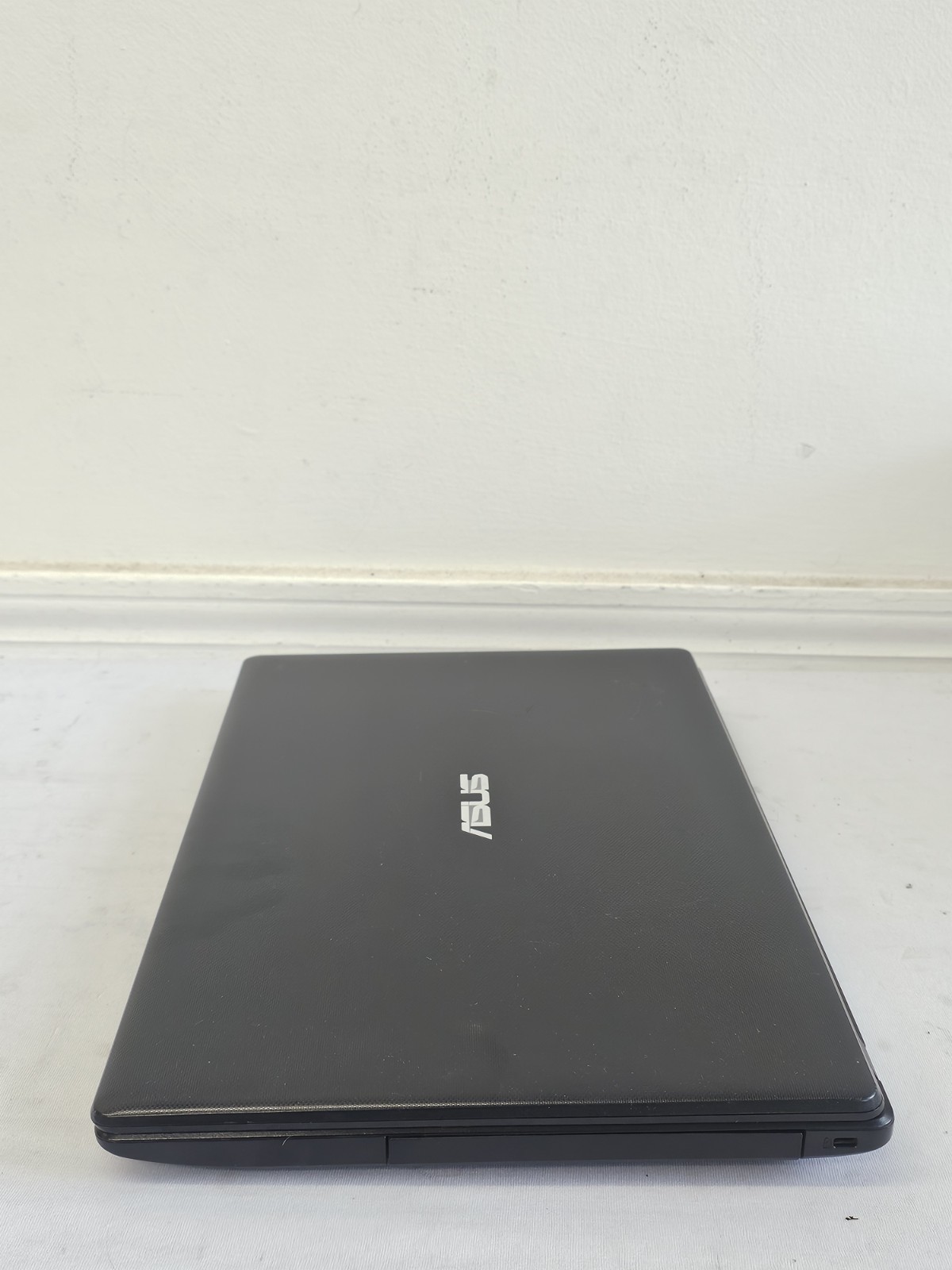 ASUS X551M Laptop – Intel Celeron N2840 – 4GB RAM – 250GB HDD – BAD BATT Win 10