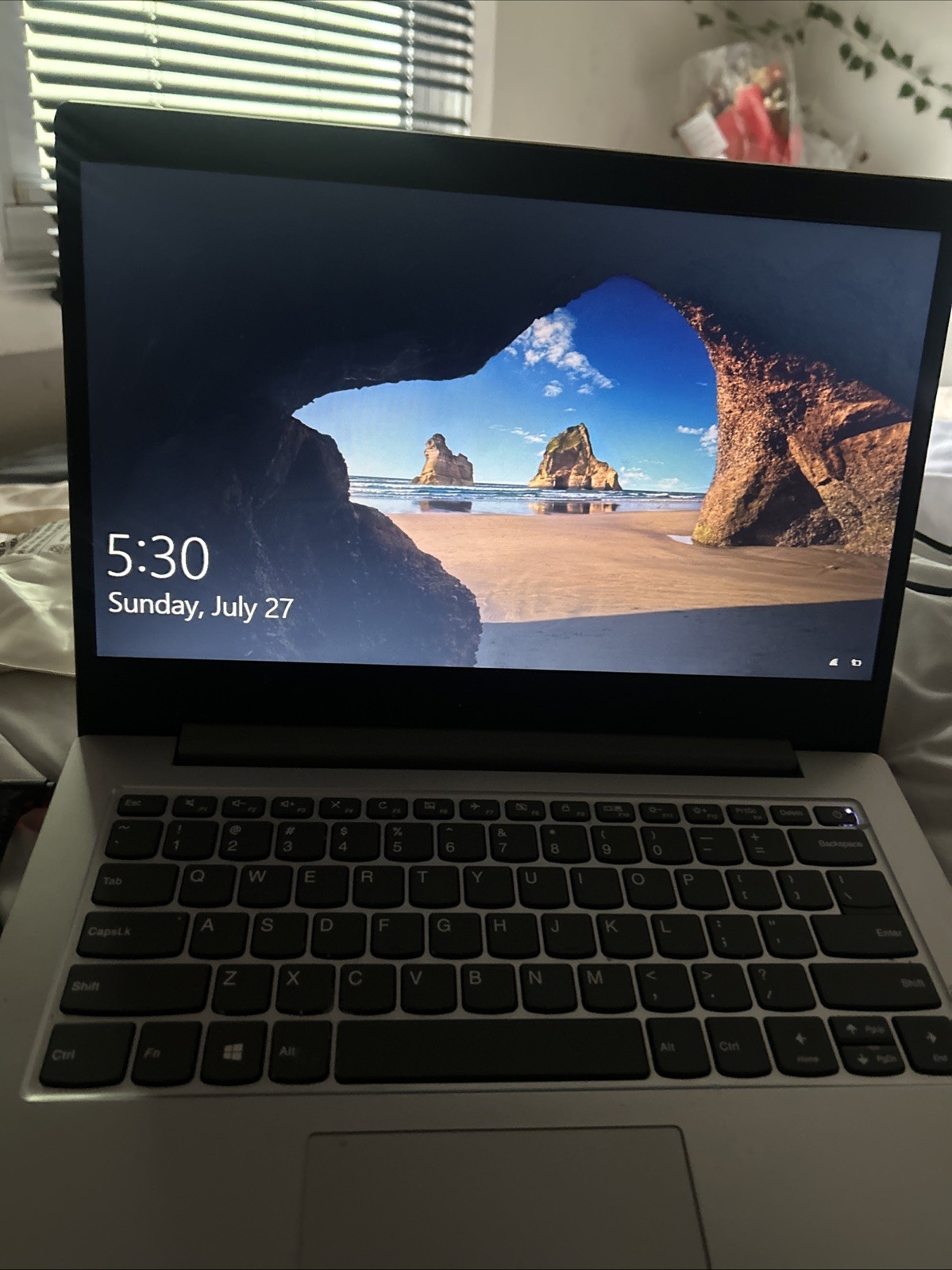 Lenovo IdeaPad S145-15AST Laptop 15.6″ AMD A6-9225