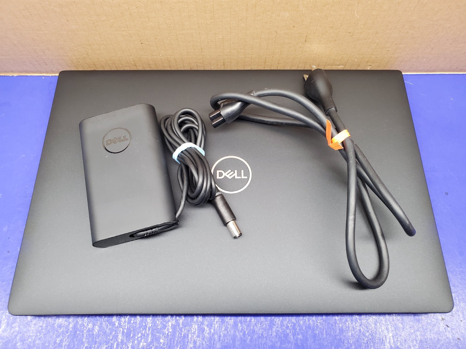 Dell Latitude 7490 Core i7-8650U@1.9GHz 16GBram 512ssd “Professionally Restored”