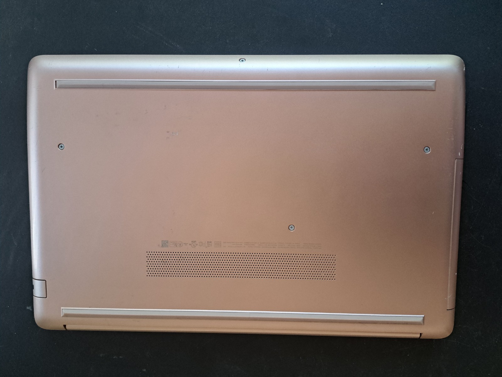 HP 15-FD0083WM 15.6″ (128GB SSD Intel Pentium N200 1.1GHz 4GB RAM) Laptop – Red