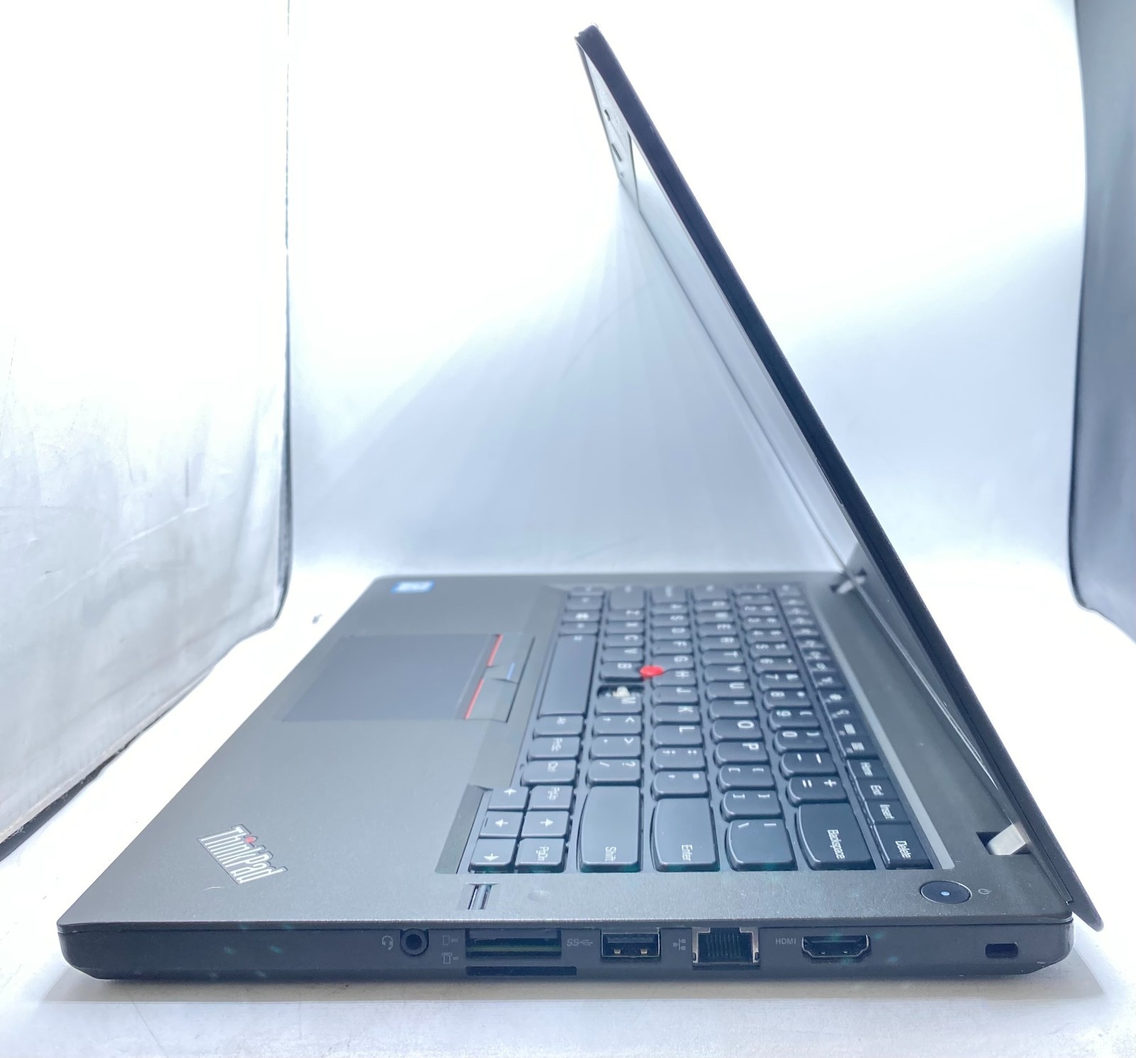 Lenovo ThinkPad T460 14″ Laptop Intel Core i5-6300U 2.40GHz 16GB RAM 256GB SSD