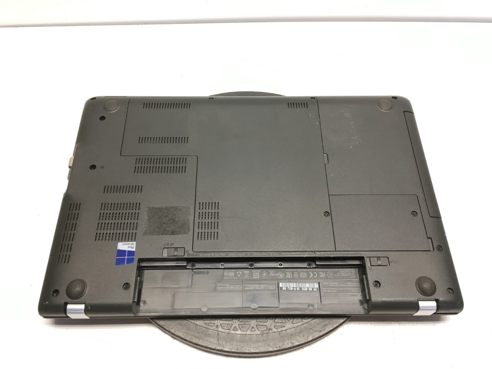 Lenovo ThinkPad E550 Intel i3-4005U 1.7GHz 4 GB NO HDD