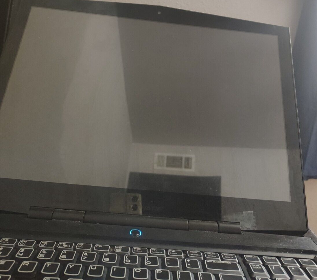 Alienware M17X R3 laptop I7-2760qm 2.4-3.5Ghz 16GB 512GB SSD NVIDIA GP106