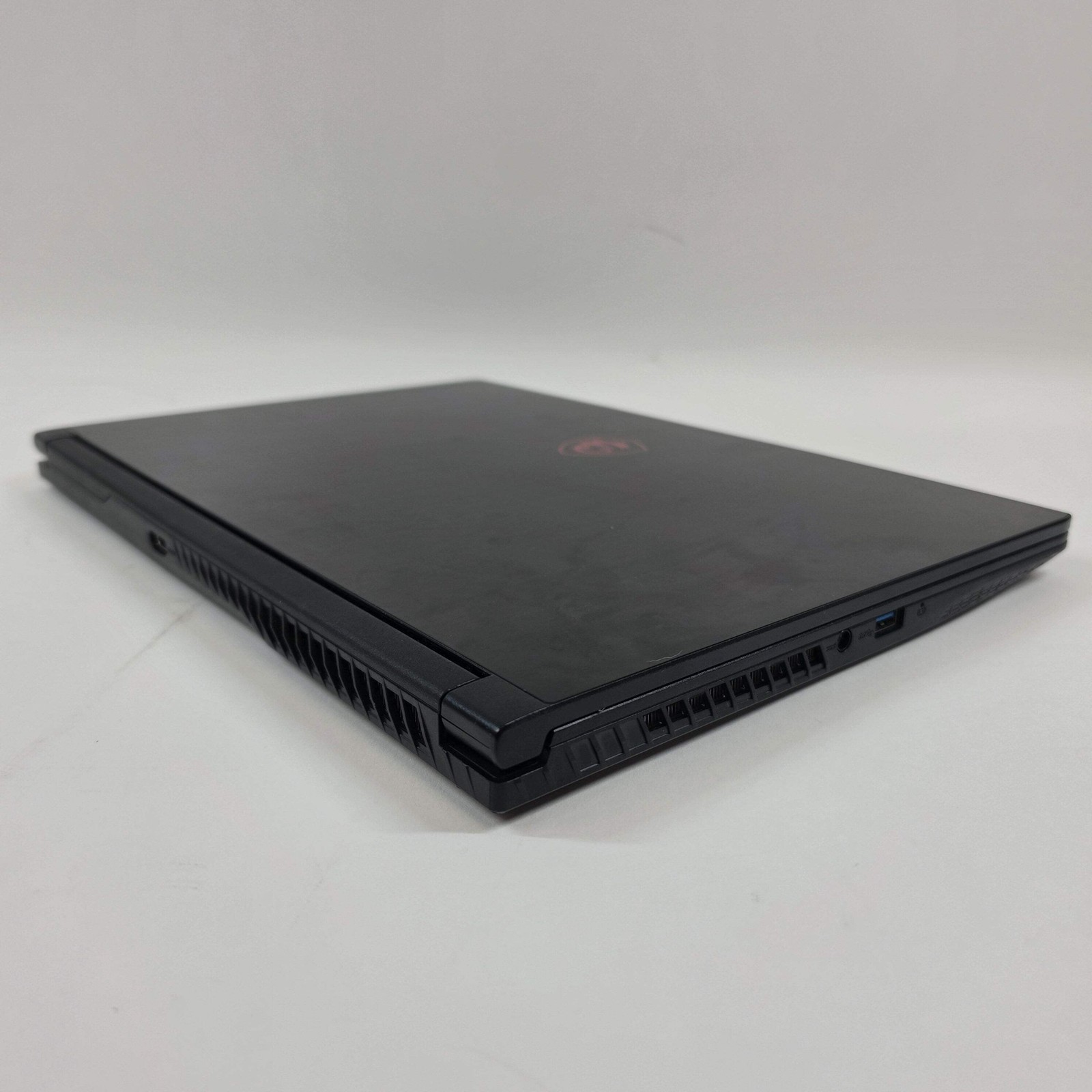 MSI Thin GF63 115C 15.6″ i5-11400H 2.69GHz 8GB RAM 256GB SSD GeForce GTX 1650