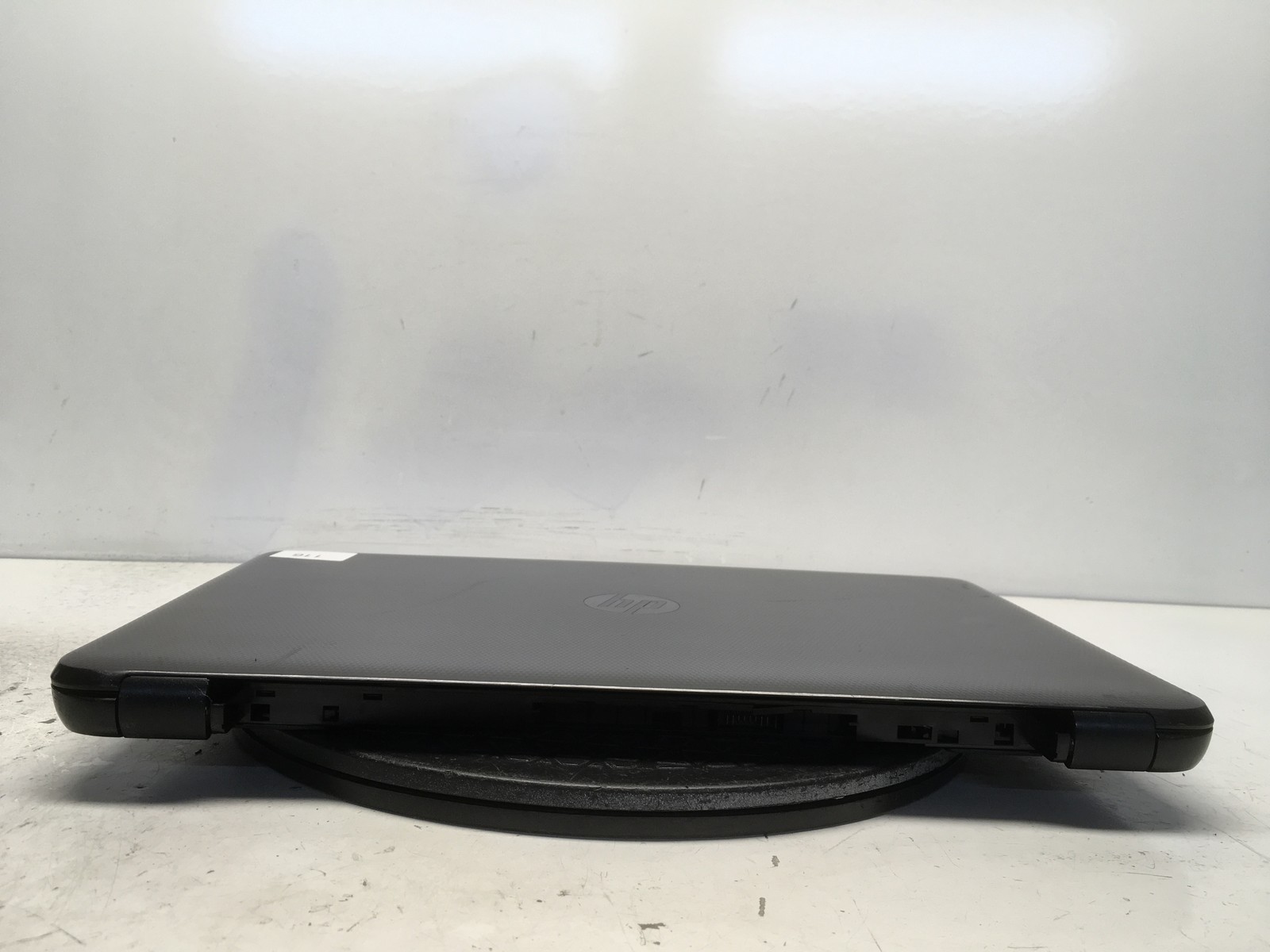HP 15-AF131DX AMD Quad-Core A6-5200 APU 2GHz No RAM NO HDD No Batt