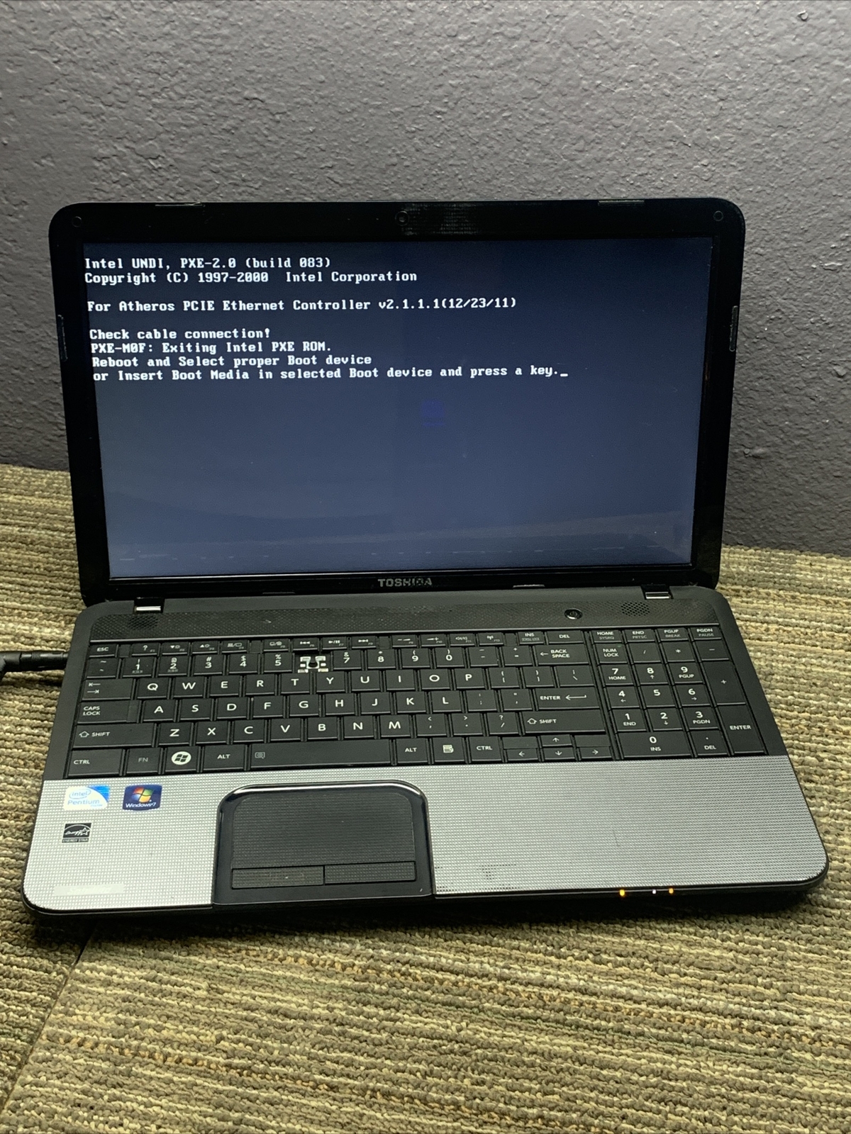 Acer Aspire 5733-6424 Laptop ASIS Intel Pentium I3 Processor 505