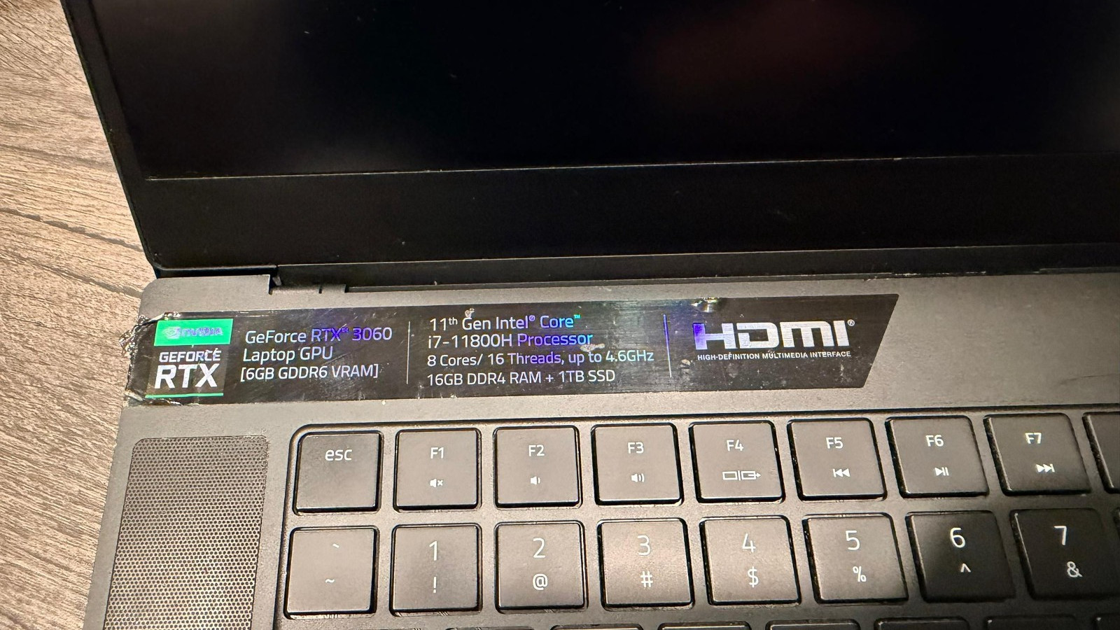 Razer Blade 15 Advanced Model 15.6″ (1TB SSD, Intel Core i7 11th Gen Mid 2021)