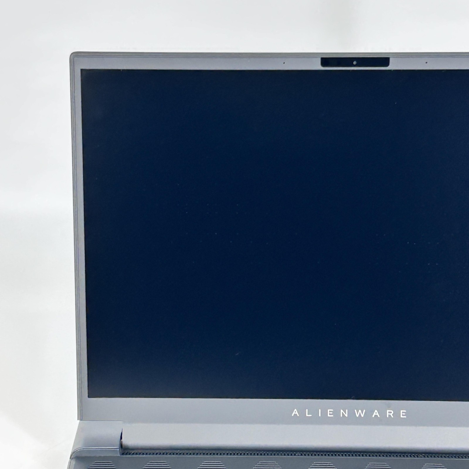 Dell Alienware M16 R1 480Hz FHD 2.2 GHz i9-13900HX 64GB 4TB SSD NVIDIA RTX 4090
