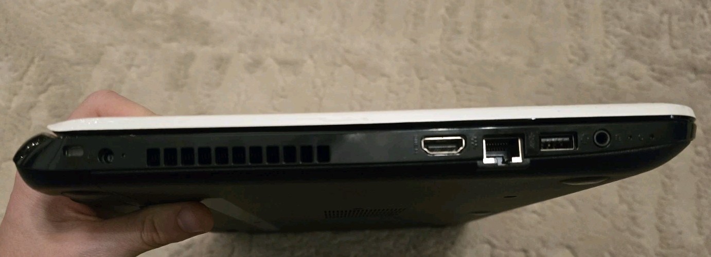 HP TouchSmart 15-r100 15.6″ Touchscreen LCD Laptop Intel Pentium N3540 Quad-core