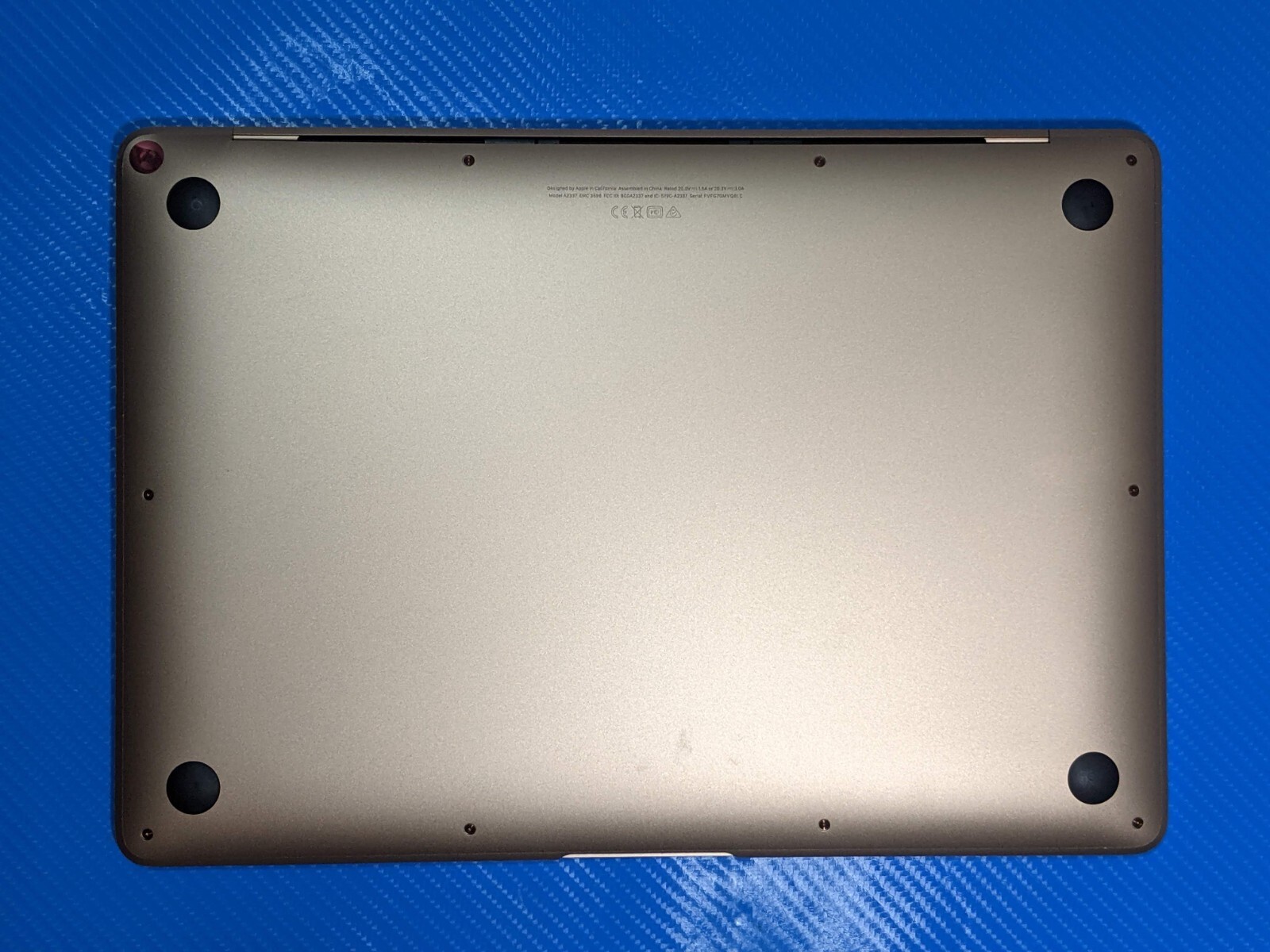 Apple MacBook Air A2337 (2020) 13.3″ M1 8CPU/7GPU 8GB 256GB OS Big Sur MGN63LL/A