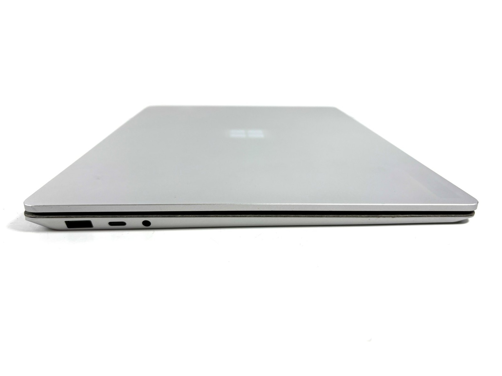 FOR PARTS: Microsoft Surface Laptop 4 – 13.5″ QHD+ Touch, i7, 16GB RAM
