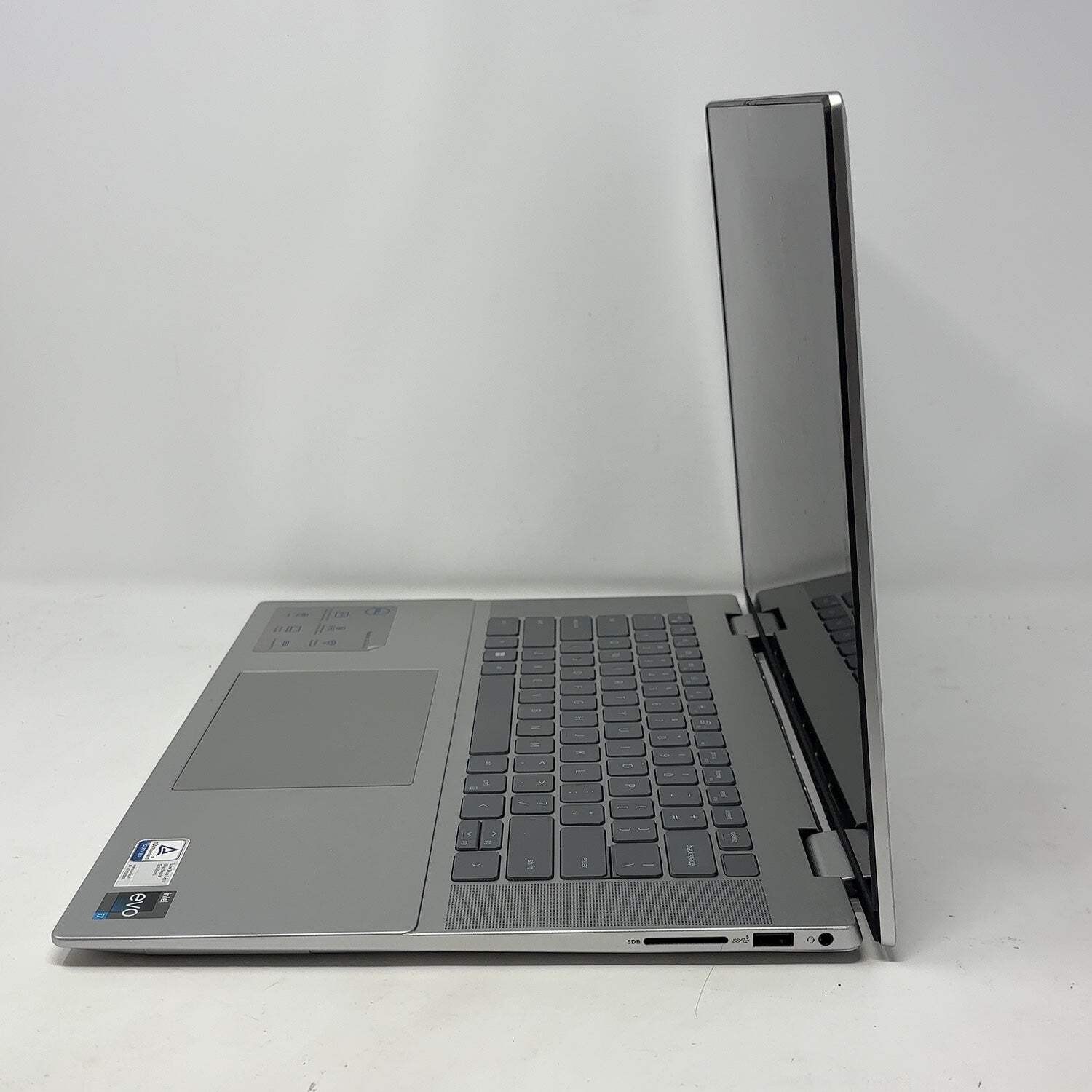 Dell Inspiron P128F001 16″ i7-1360P 2.2GHz 16GB RAM 1TB SSD