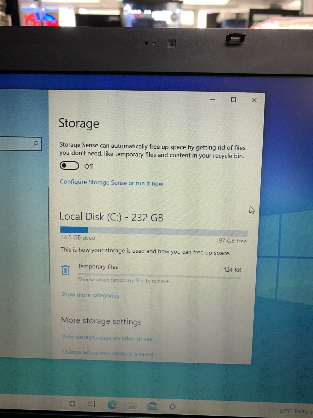 Dell Latitude E6400; core 2 duo P8700 @ 2.53 GHz; 4GB RAM/2500GB HDD/DVD-RW see