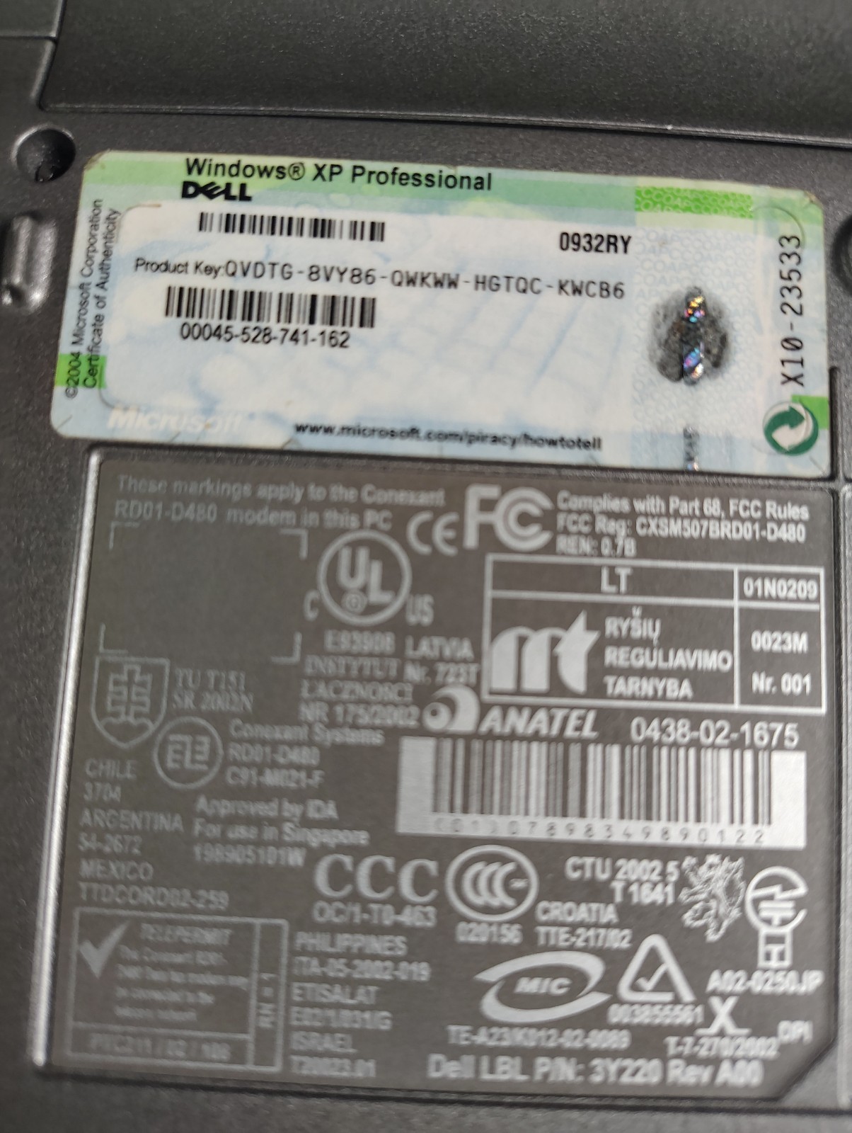 Dell Latitude D400 Retro Windows XP laptop